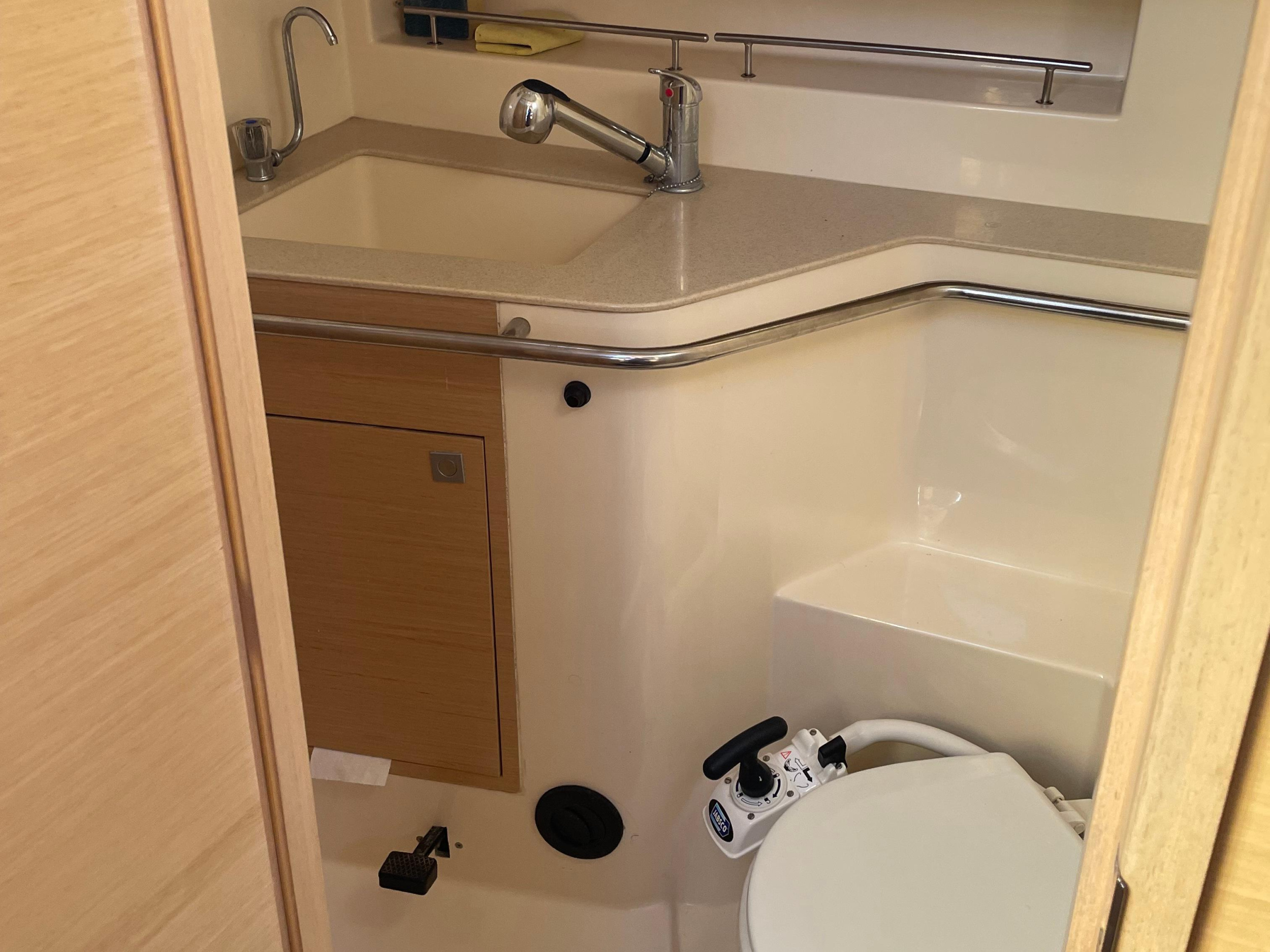 Elan 450 — photo 12