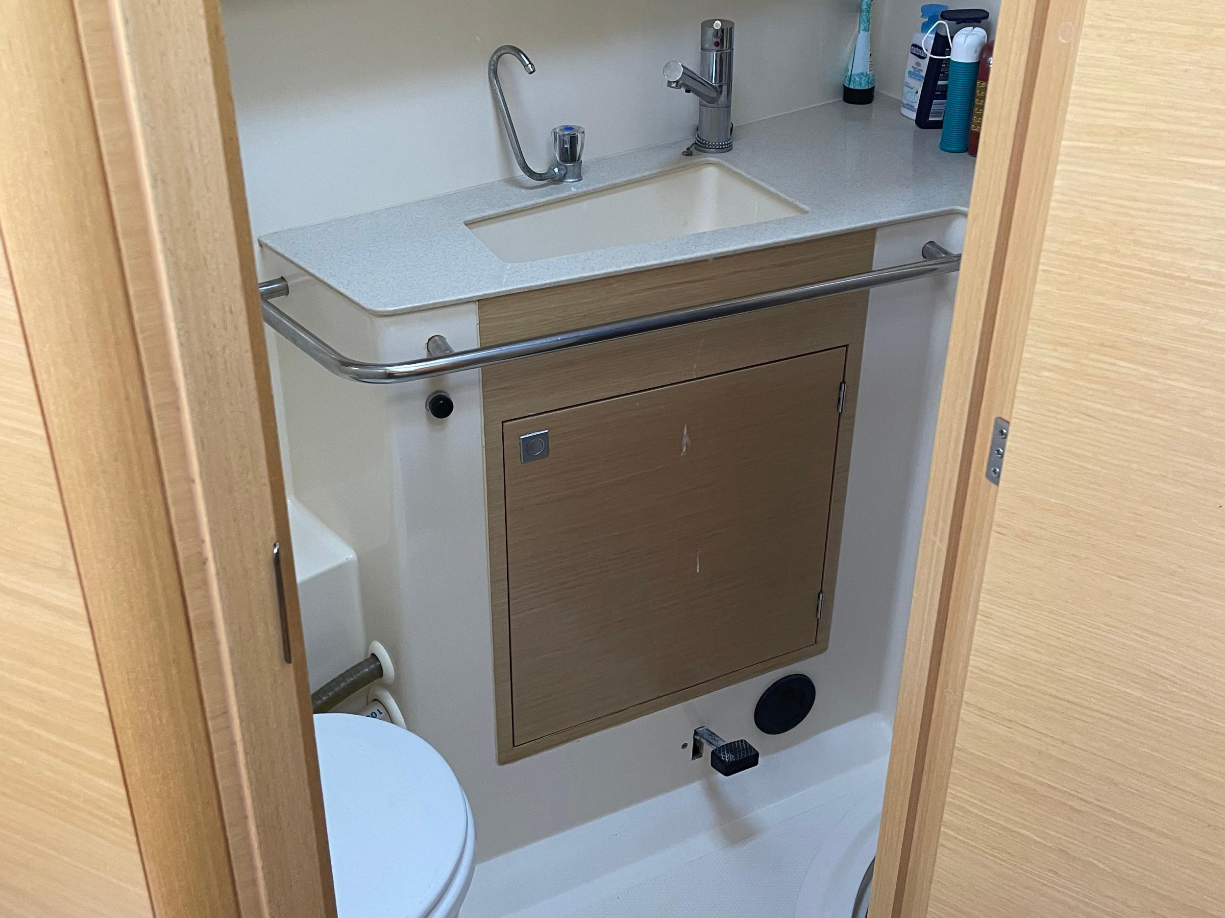 Elan 450 — photo 8