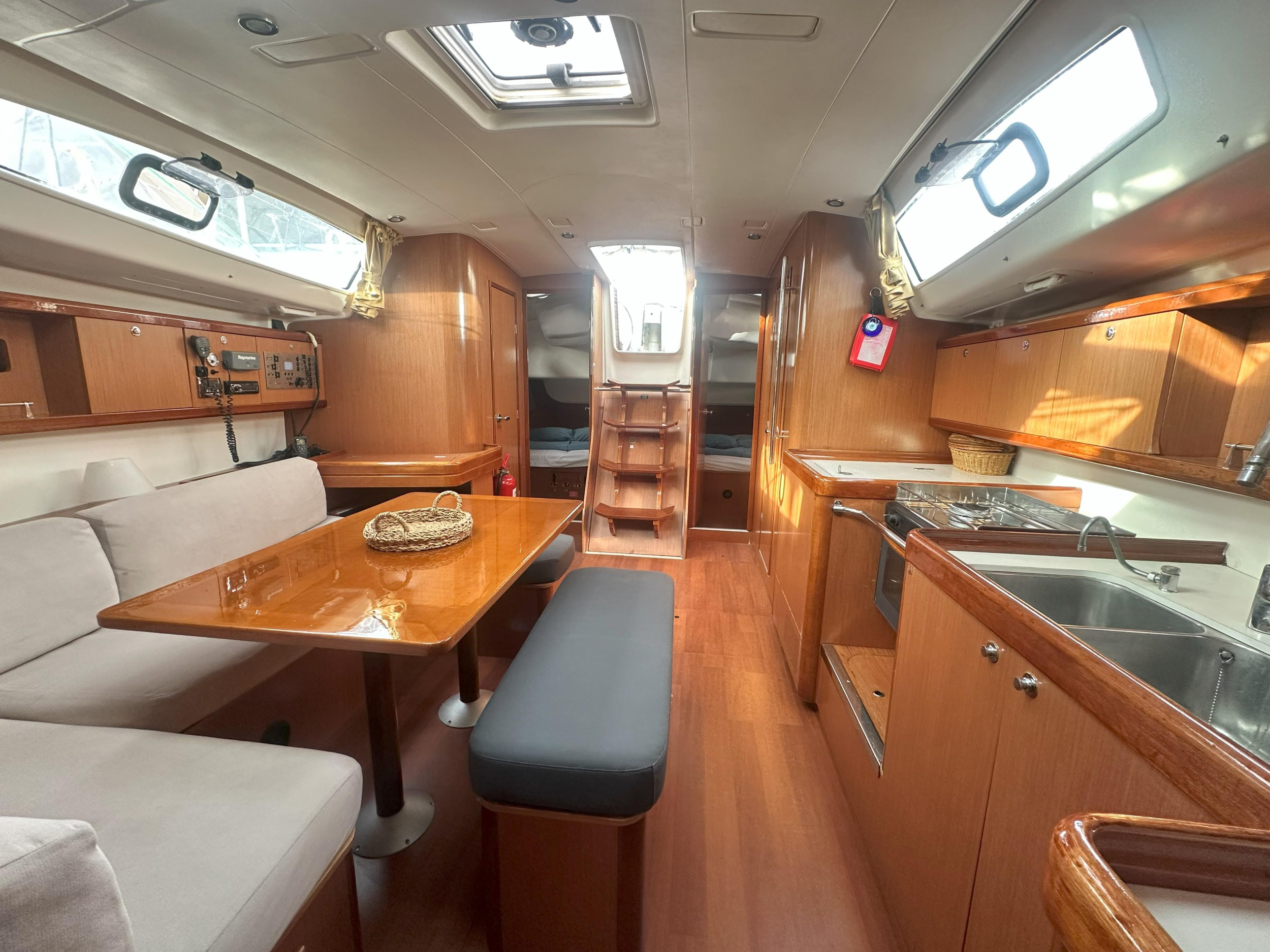 Oceanis 43 — photo 11