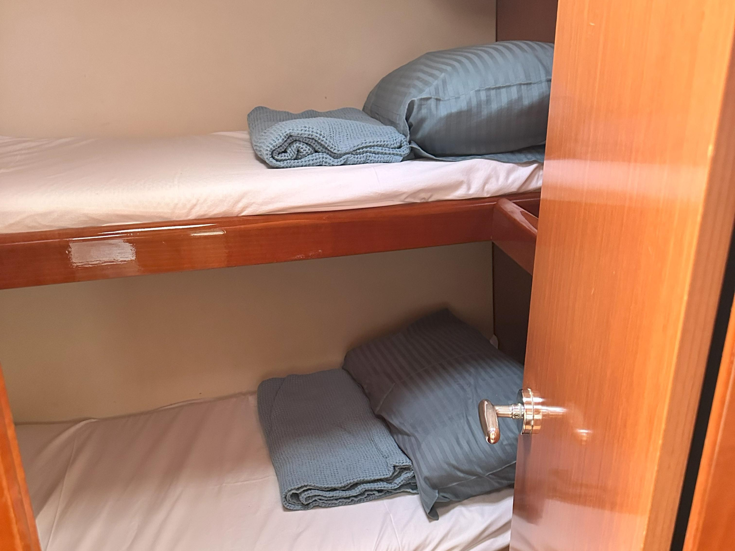 Oceanis 43 — photo 19