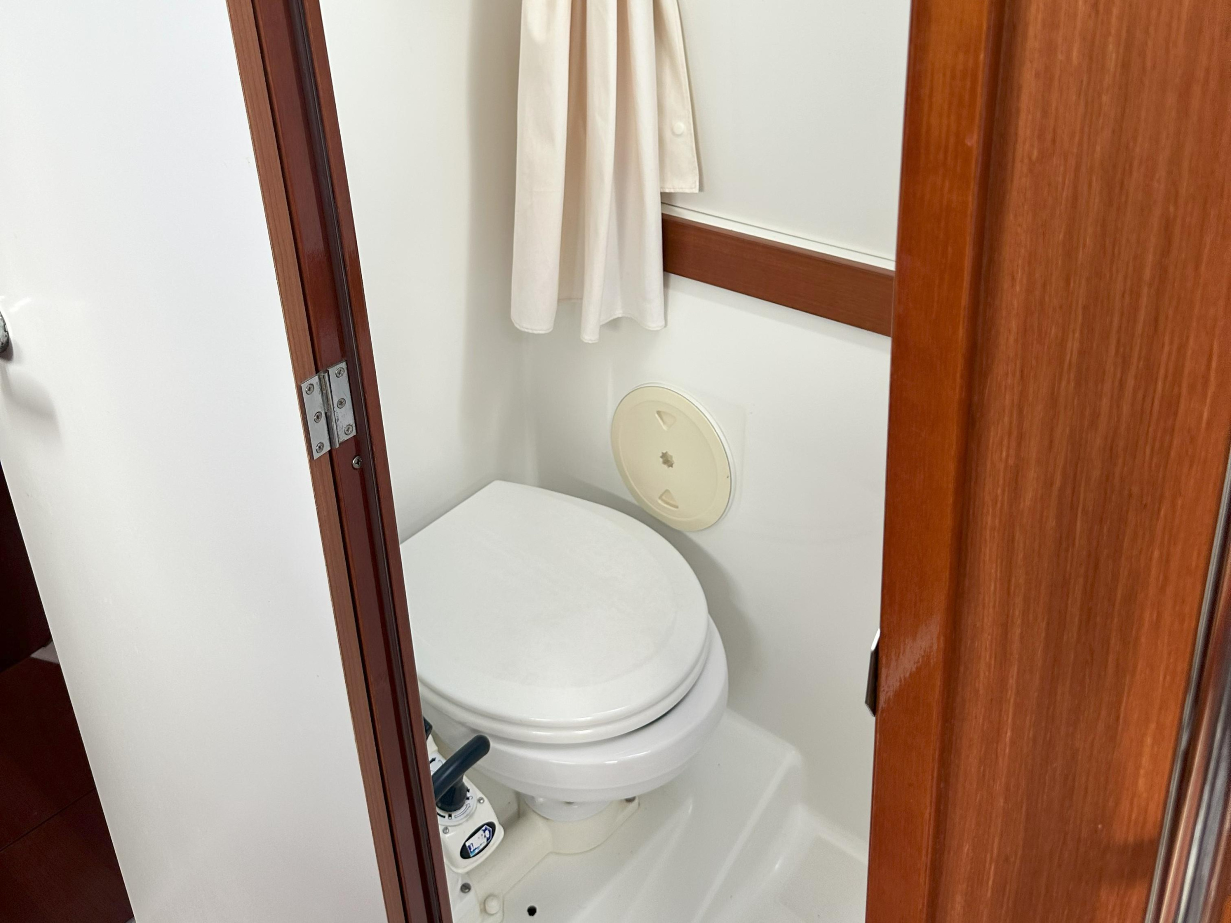 Oceanis 43 — photo 23