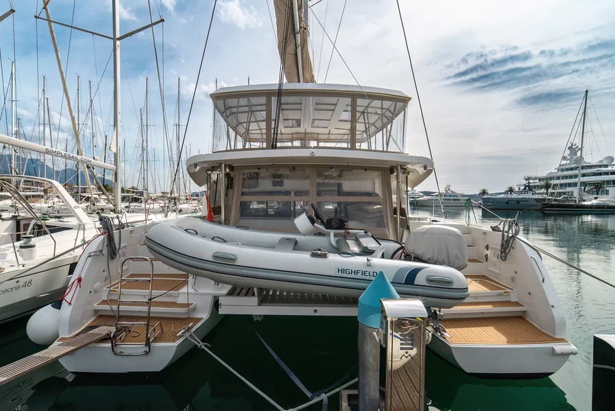Lagoon 46 — photo 28