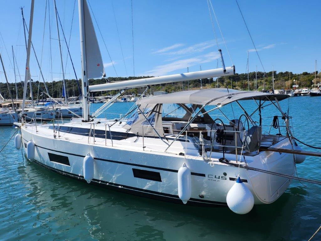 Bavaria C45 Style — photo 1