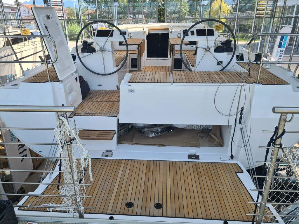 Bavaria C45 Style — photo 13