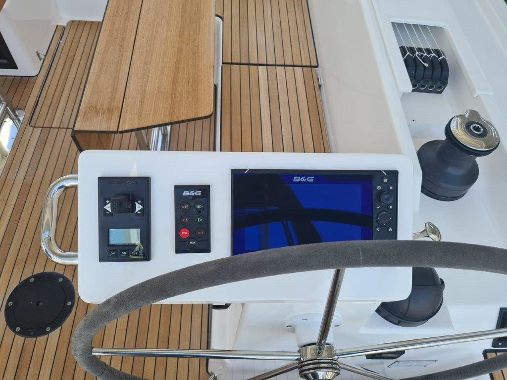 Bavaria C45 Style — photo 10