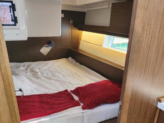 Bavaria C45 Style — photo 16