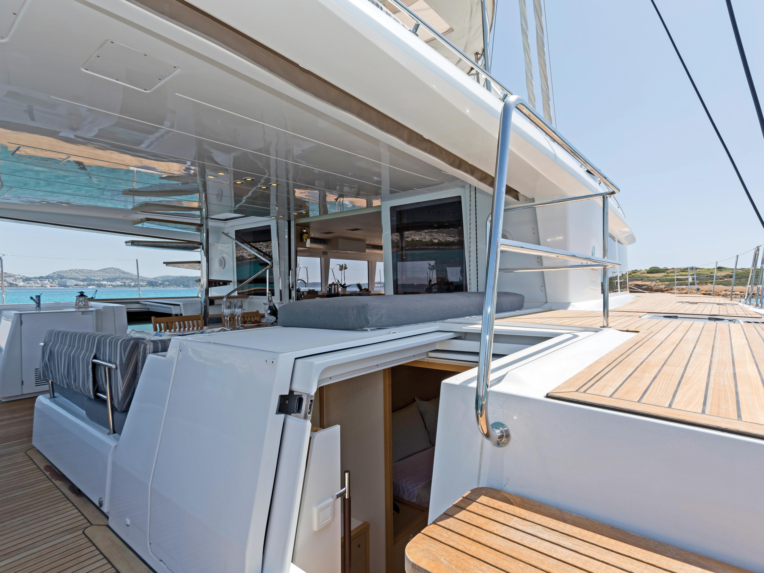 Lagoon 560 — photo 16