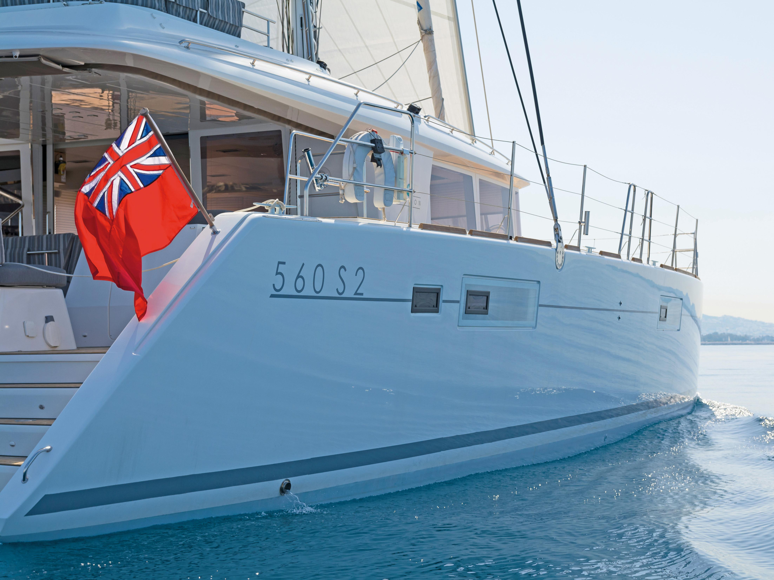 Lagoon 560 — photo 7