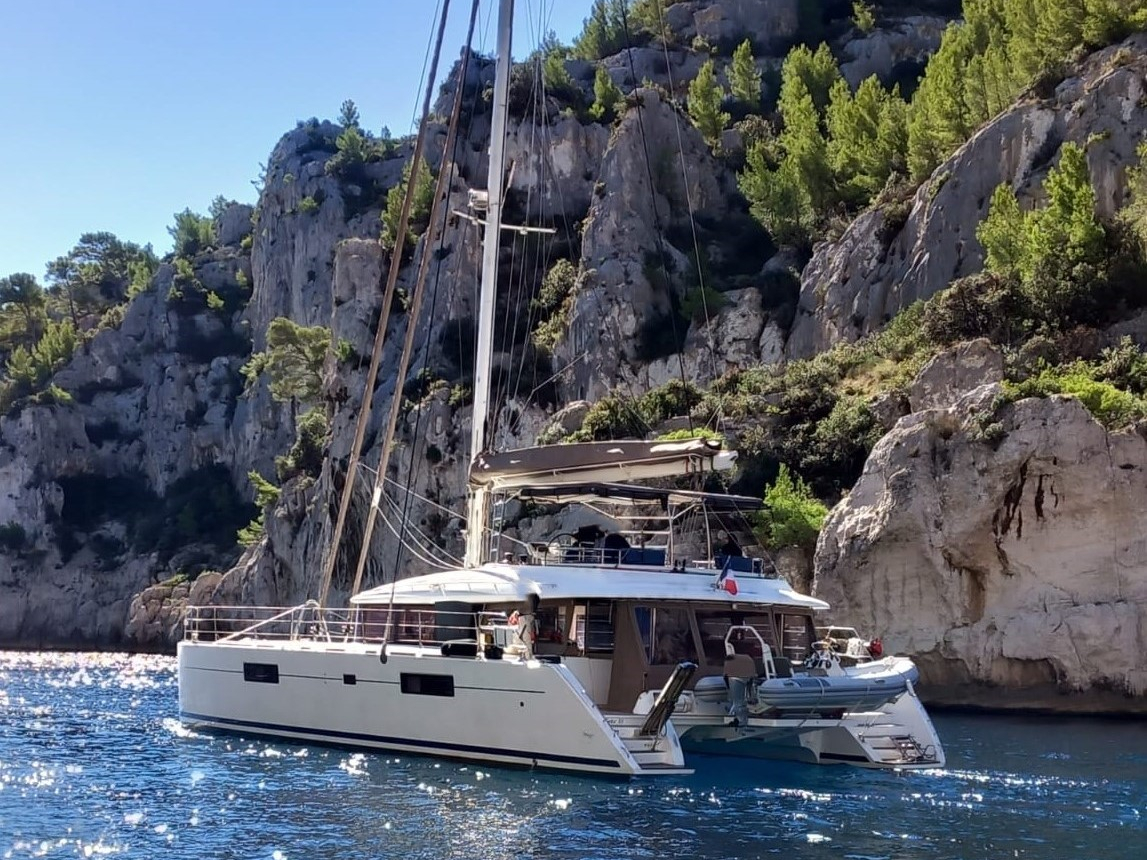 Lagoon 560 — photo 8