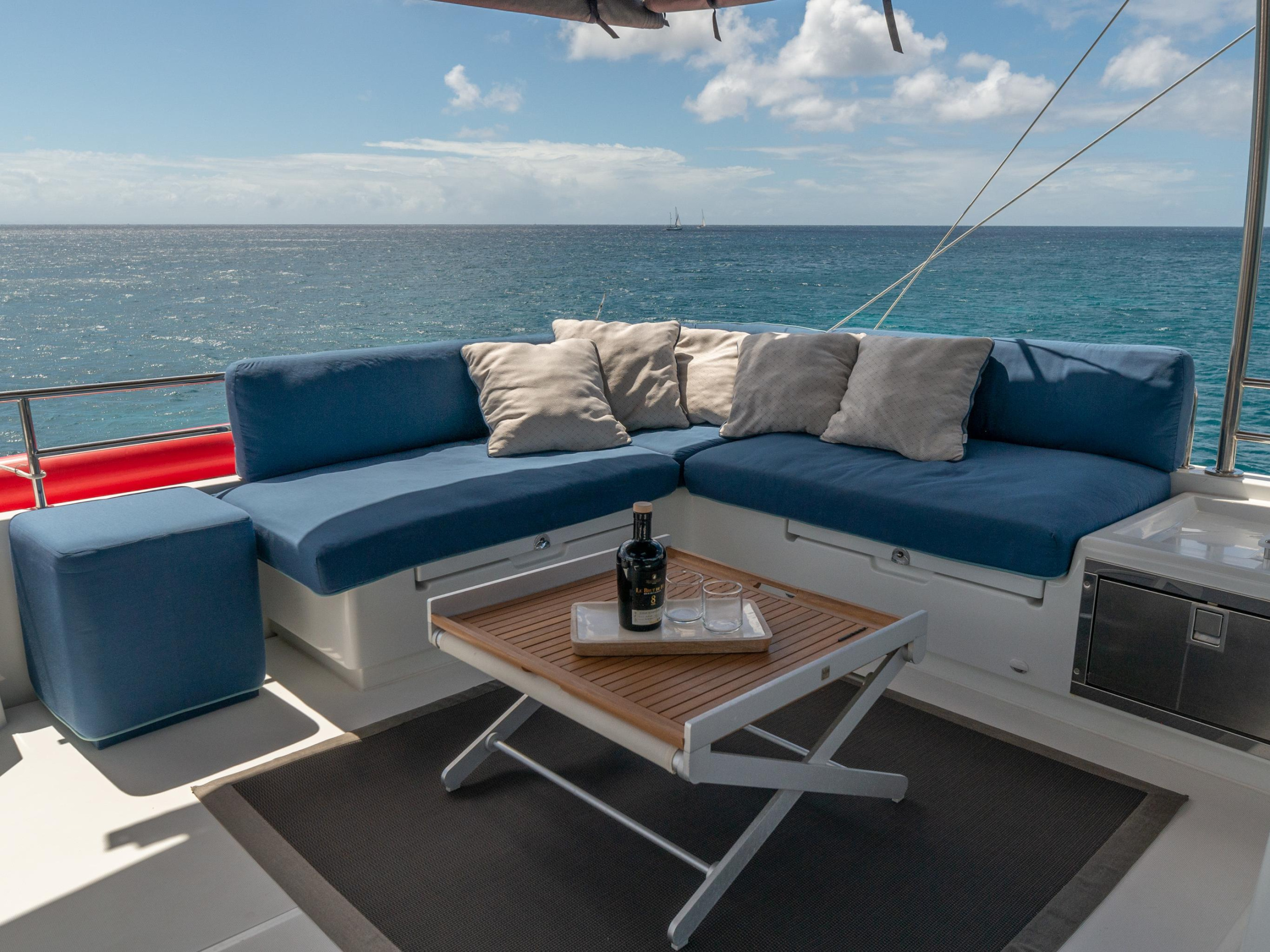 Lagoon 560 — photo 12