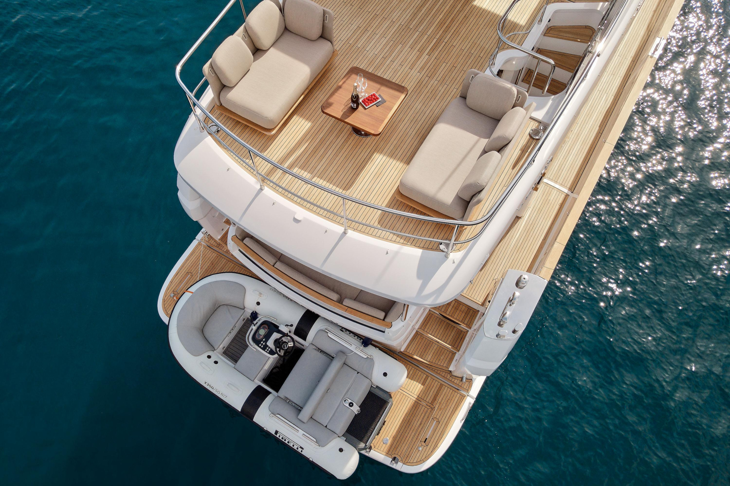 Azimut Magellano 66 — photo 72