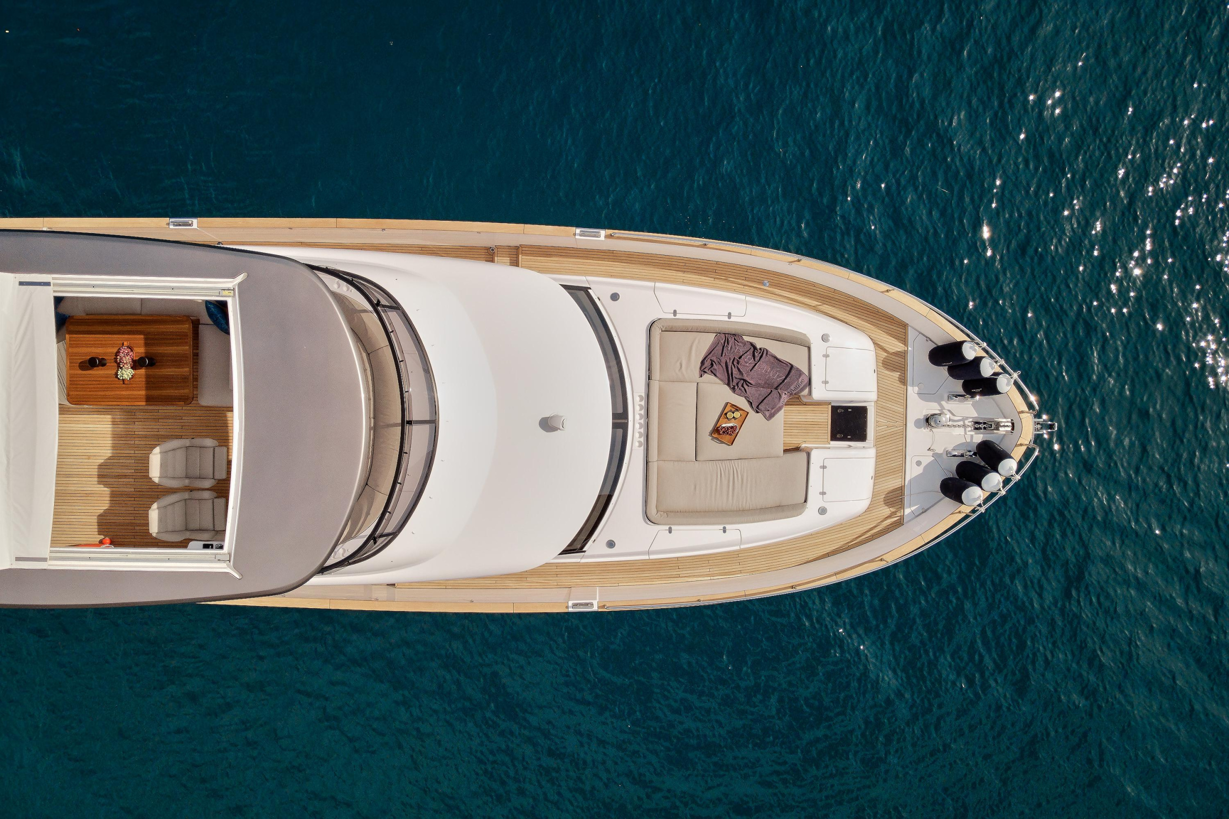 Azimut Magellano 66 — photo 44