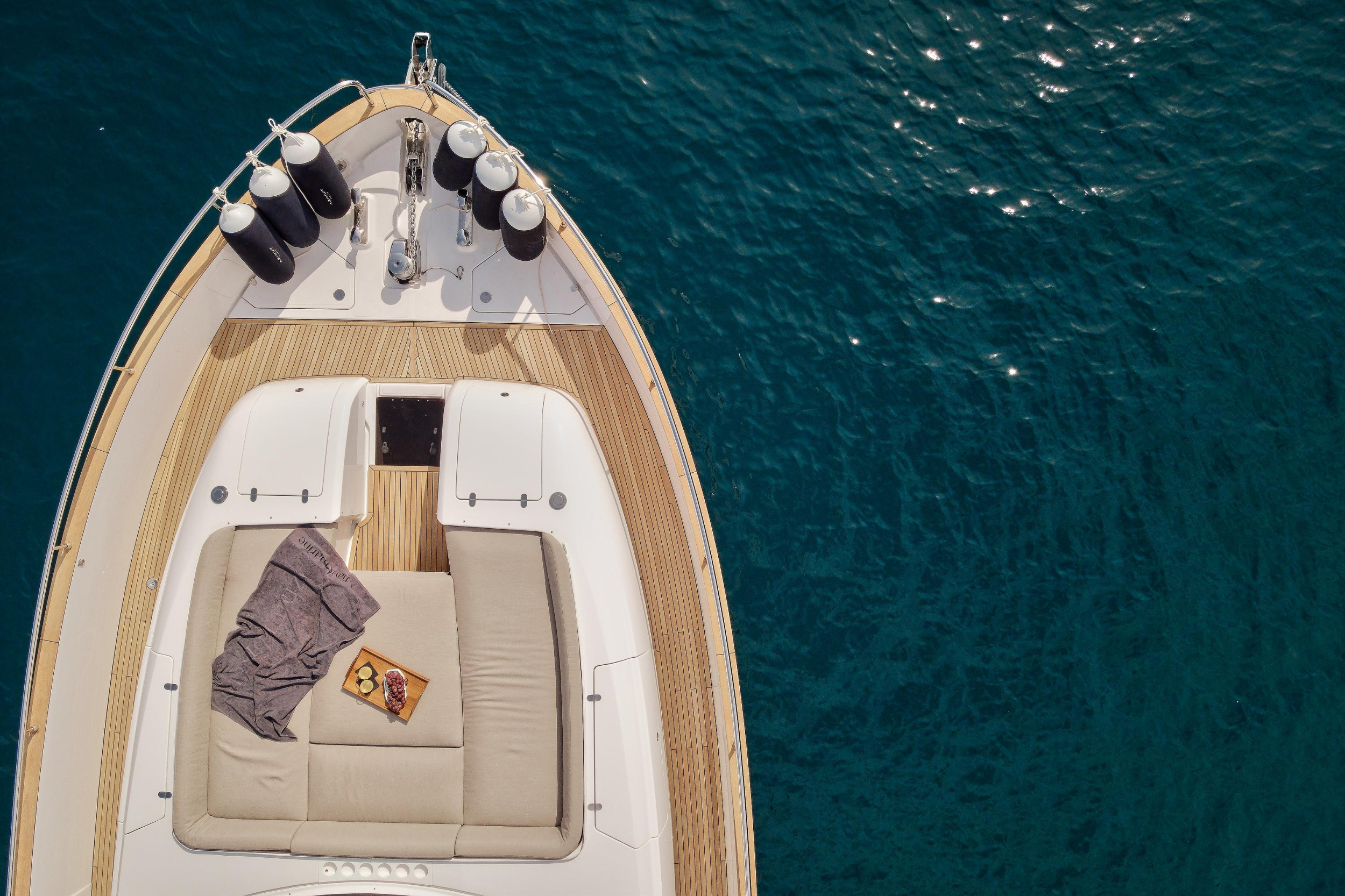 Azimut Magellano 66 — photo 2