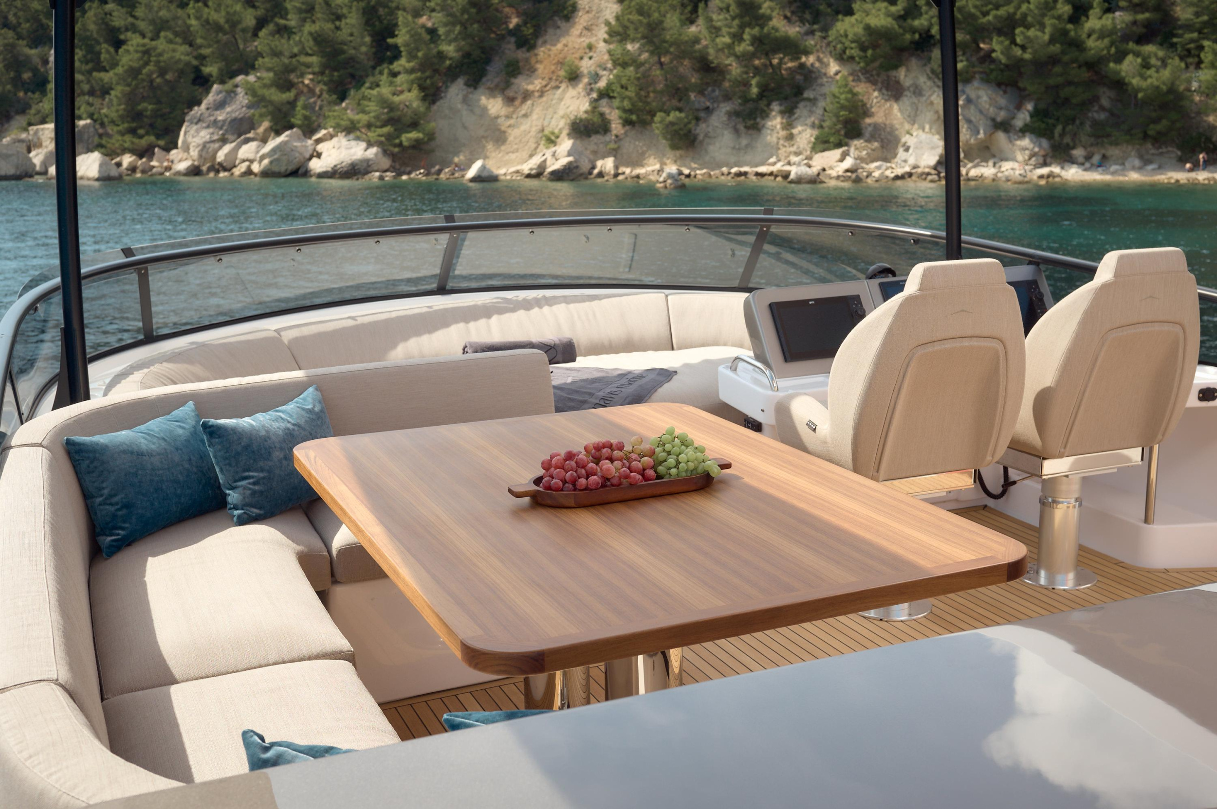 Azimut Magellano 66 — photo 47