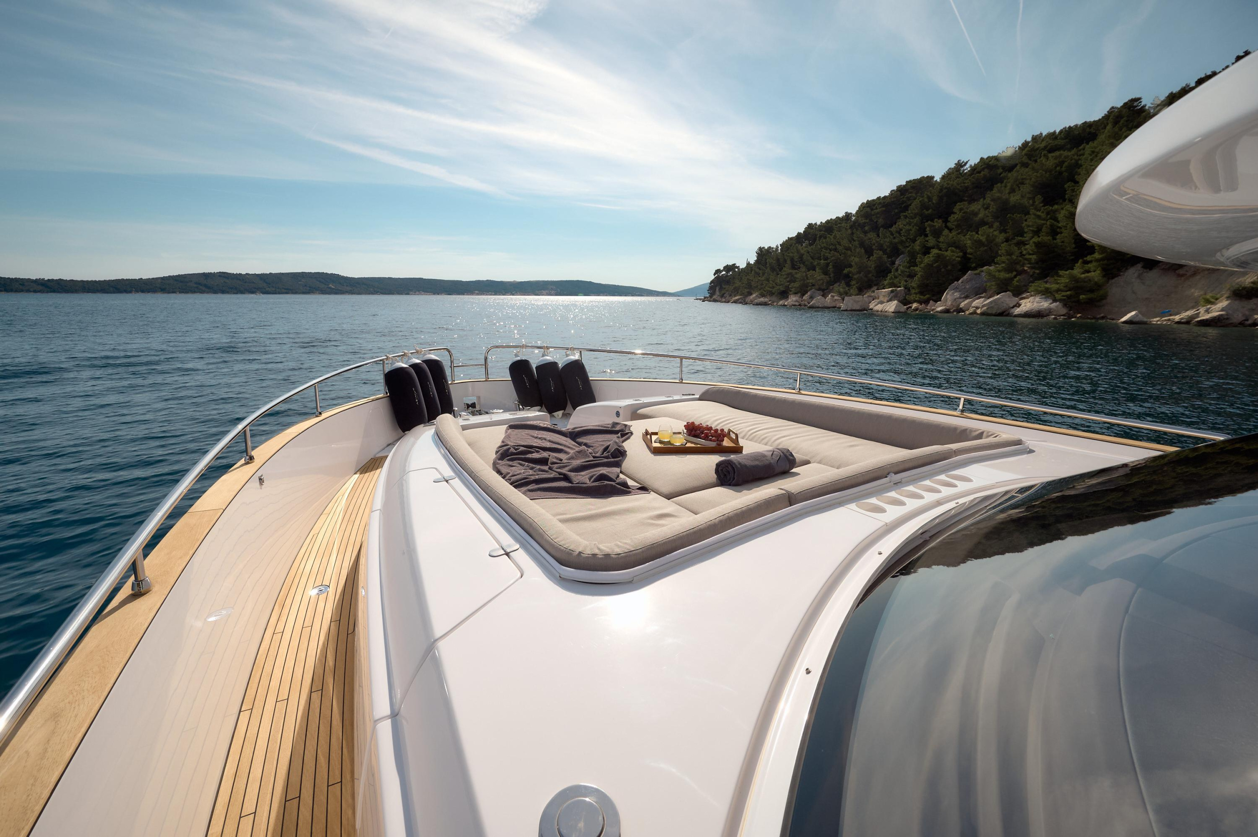 Azimut Magellano 66 — photo 83