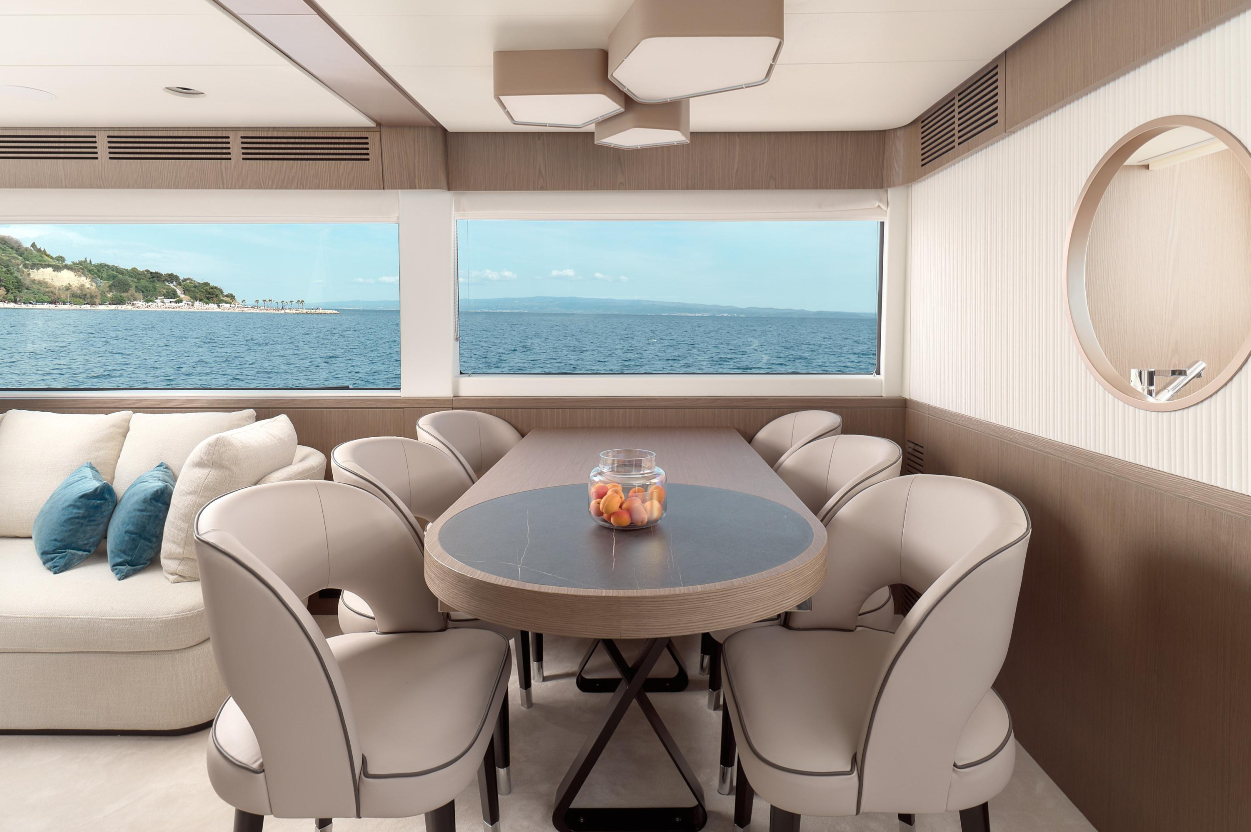 Azimut Magellano 66 — photo 16