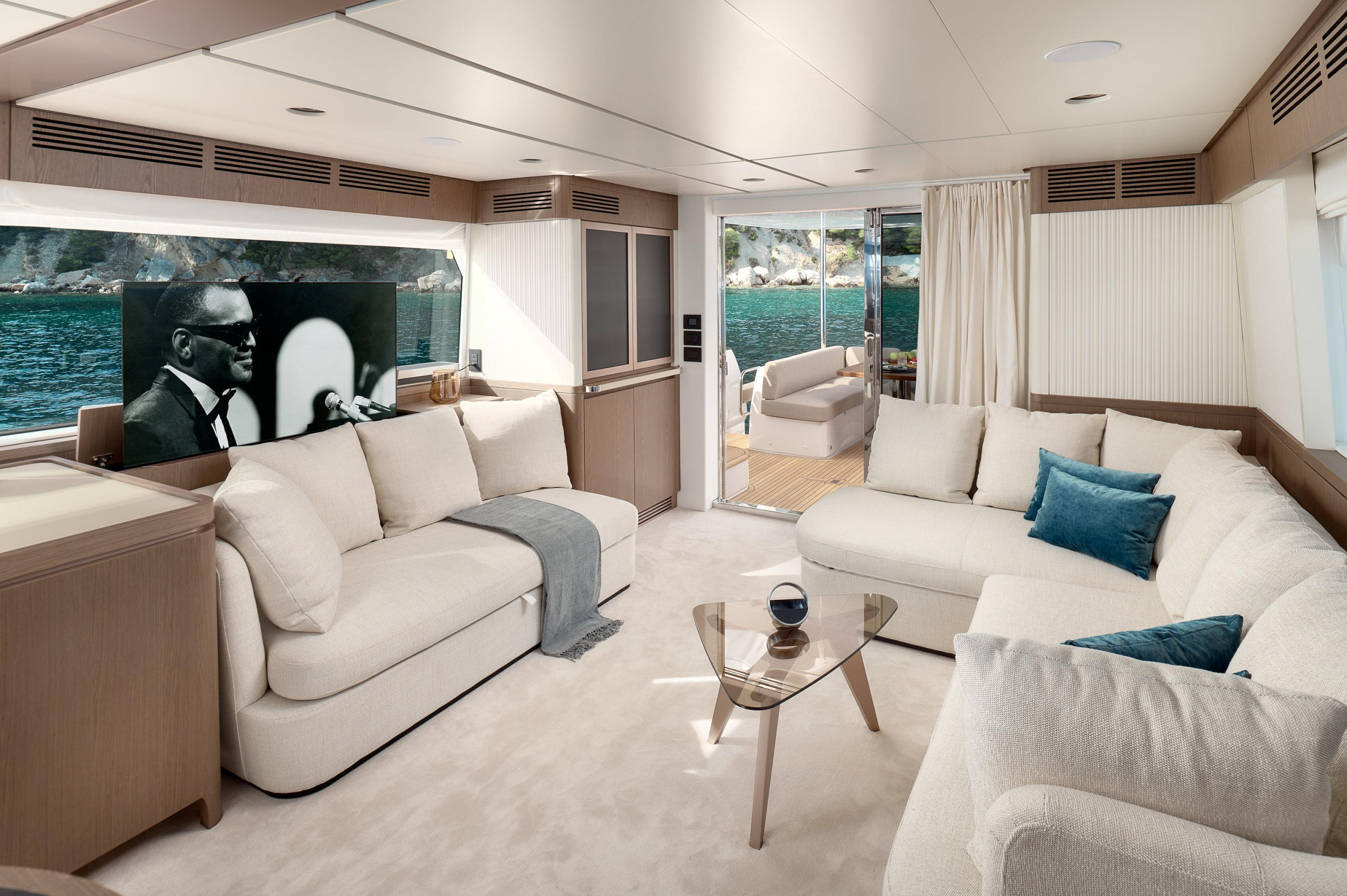 Azimut Magellano 66 — photo 95