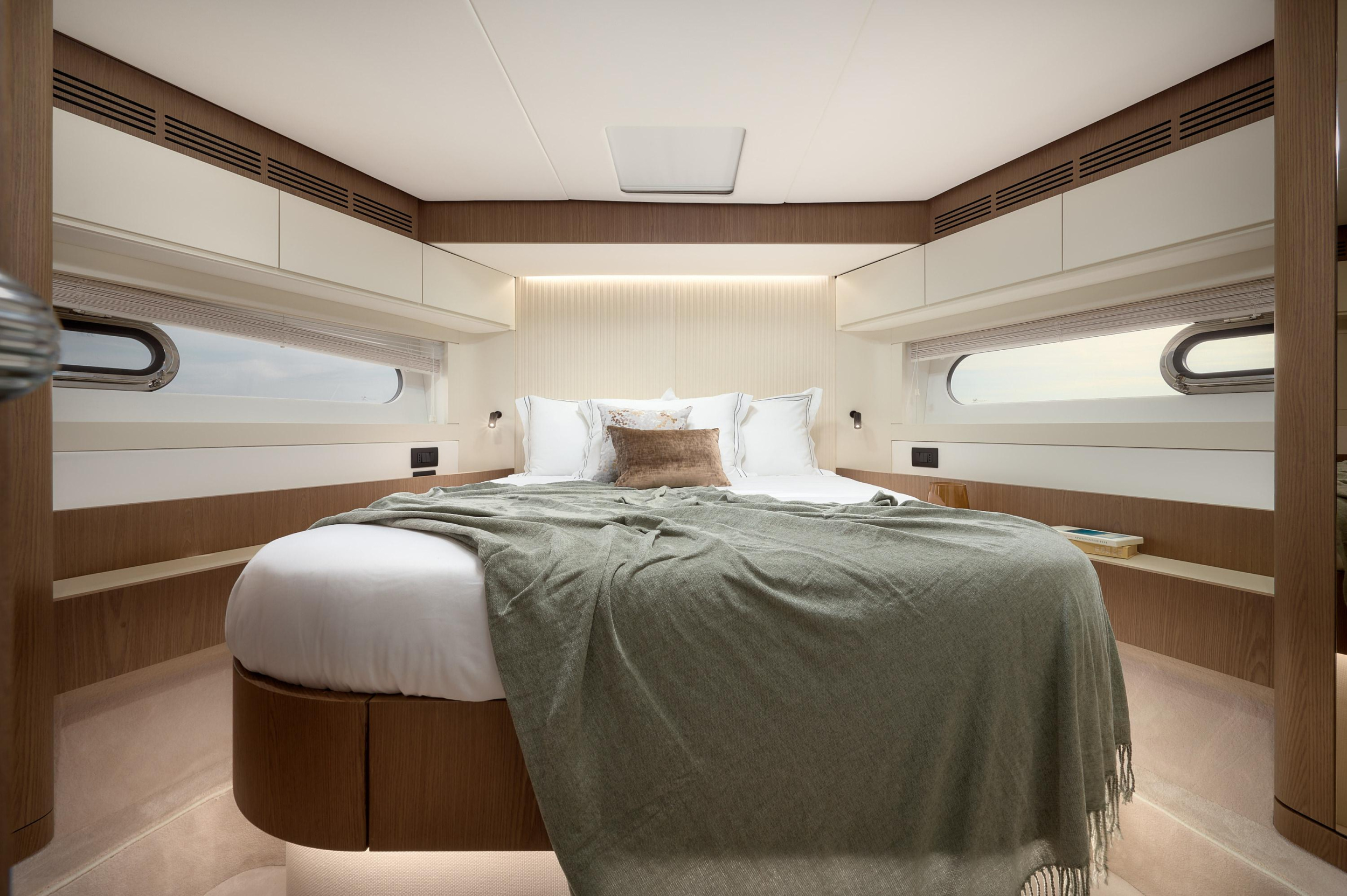 Azimut Magellano 66 — photo 62