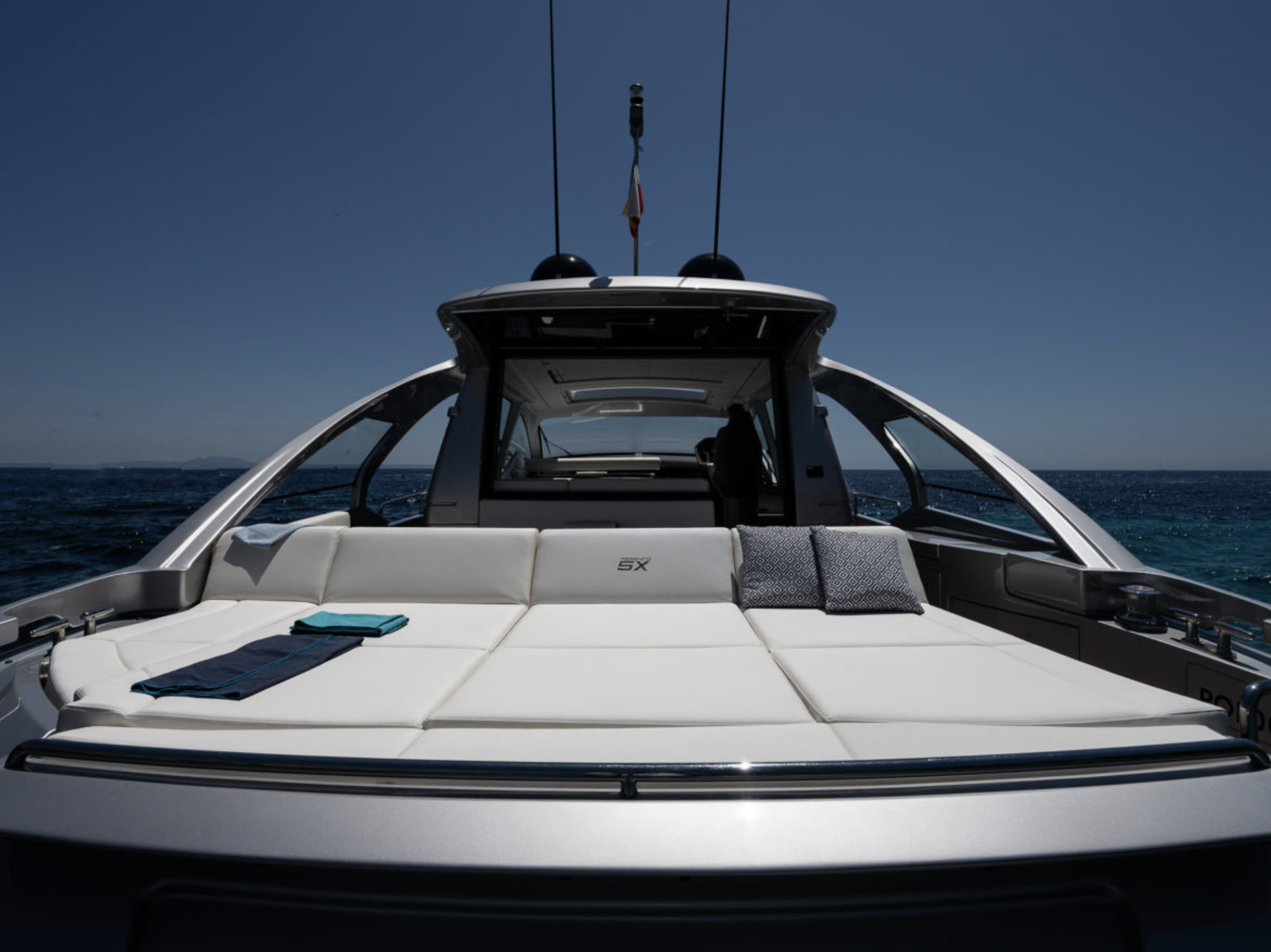 Pershing Polar 5x — photo 11