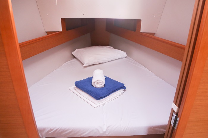 Sun Odyssey 33i — photo 6
