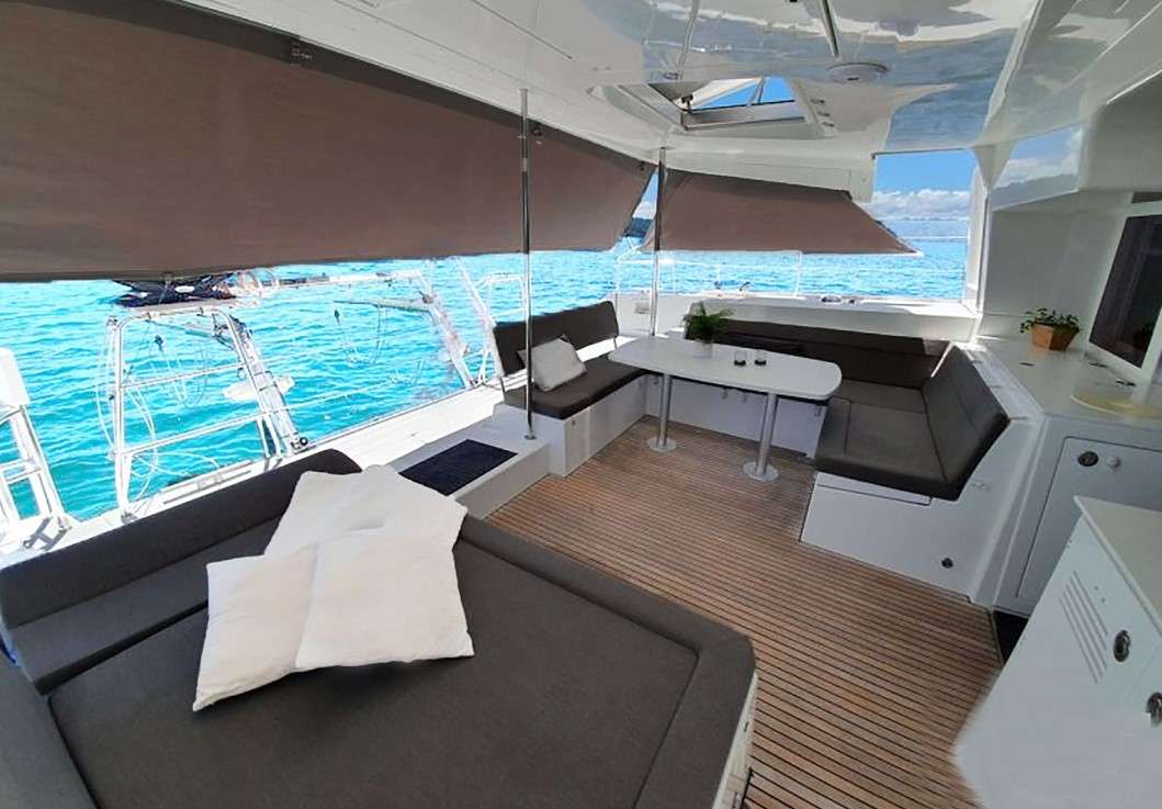 Lagoon 450 Fly Owner Version — photo 15