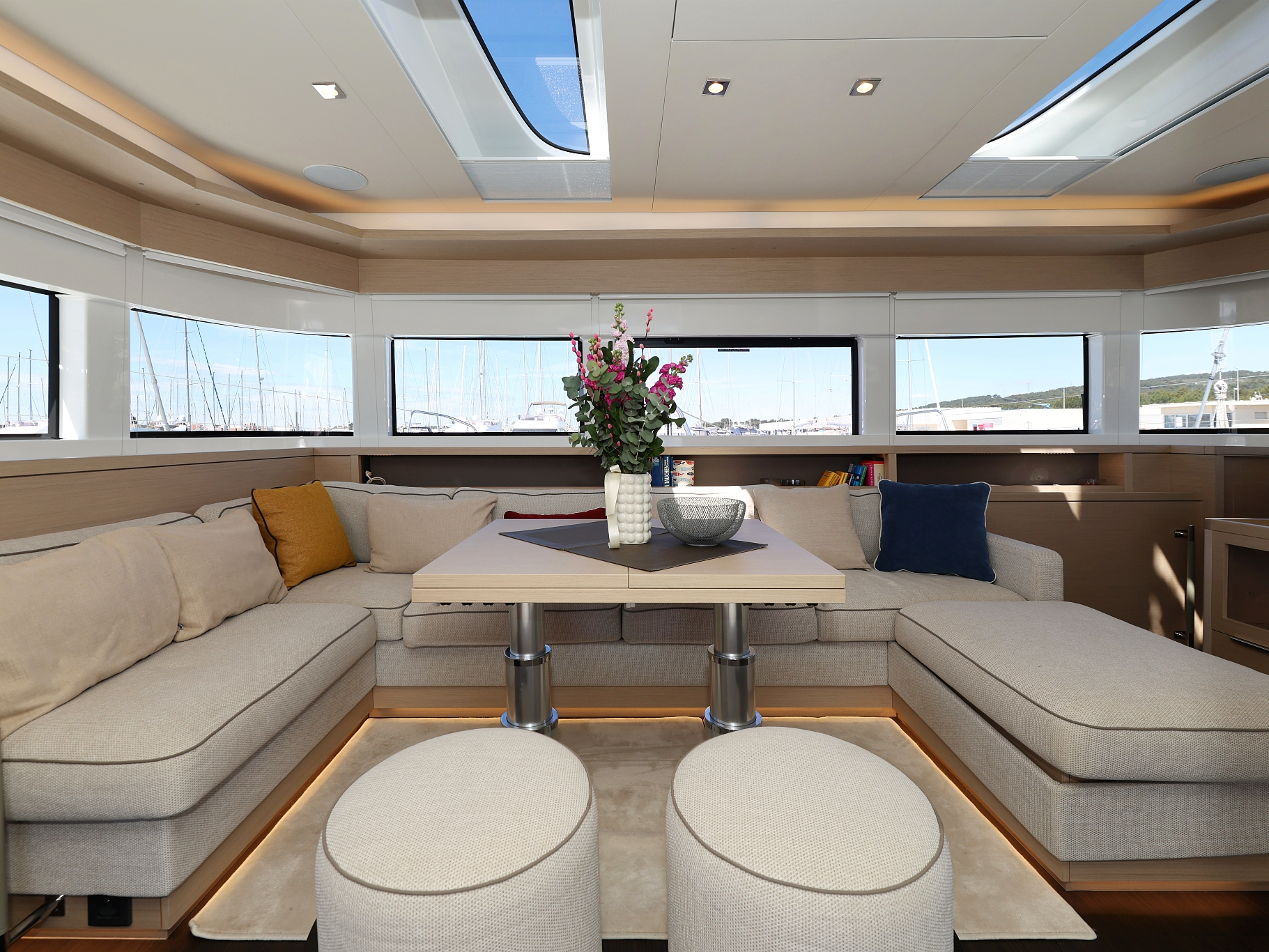 Lagoon 55_5 Cabins — photo 42