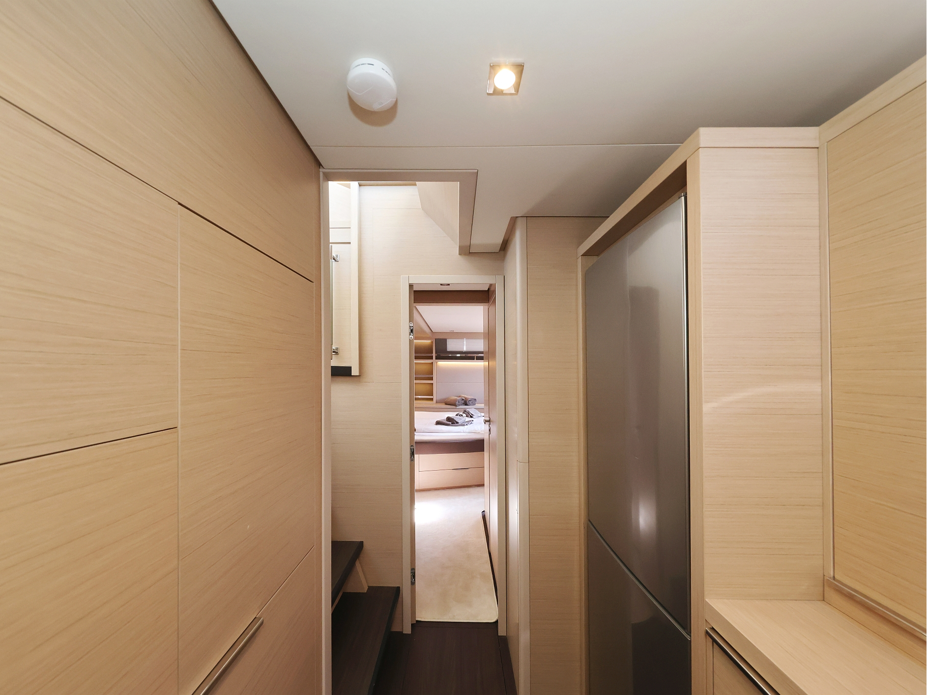 Lagoon 55_5 Cabins — photo 14
