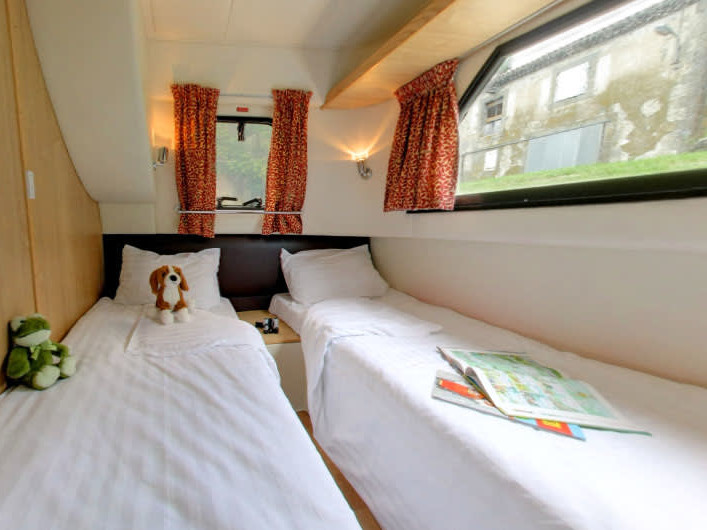 Mystique — photo 6