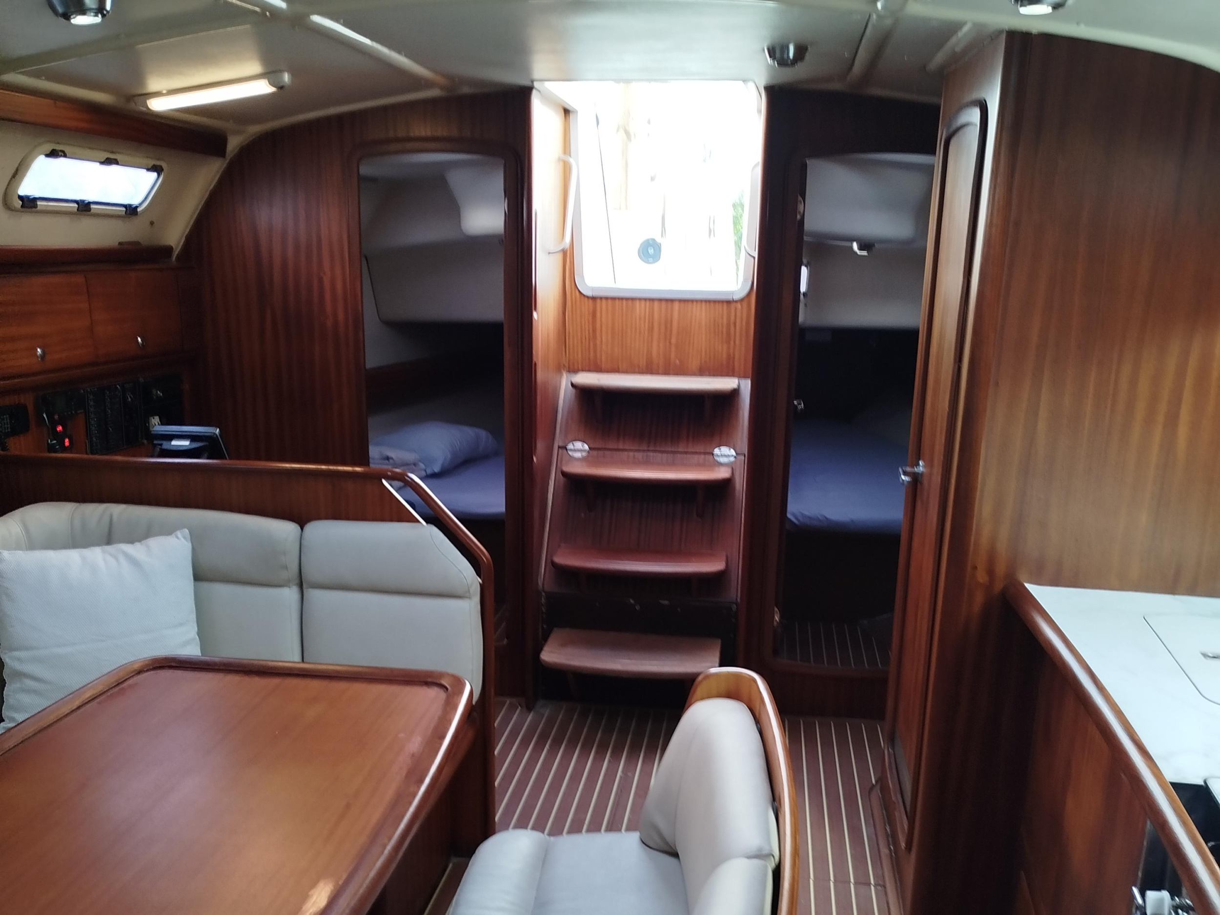 Bavaria 40 — photo 6