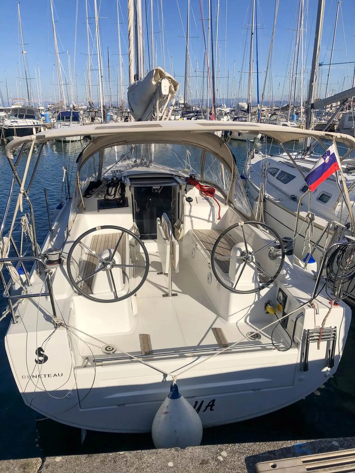 Oceanis 30.1 — photo 2