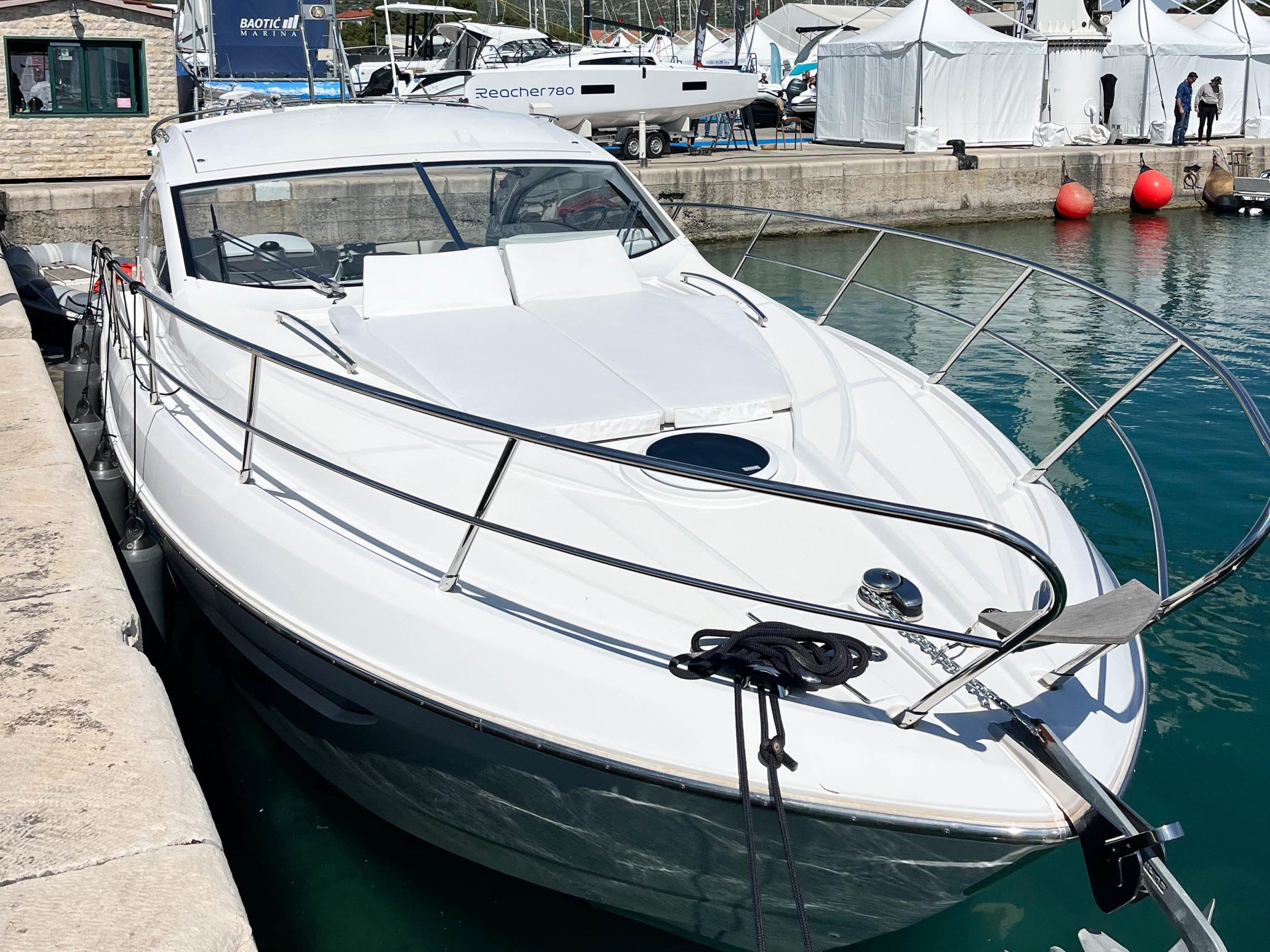 Sessa C38 — photo 1
