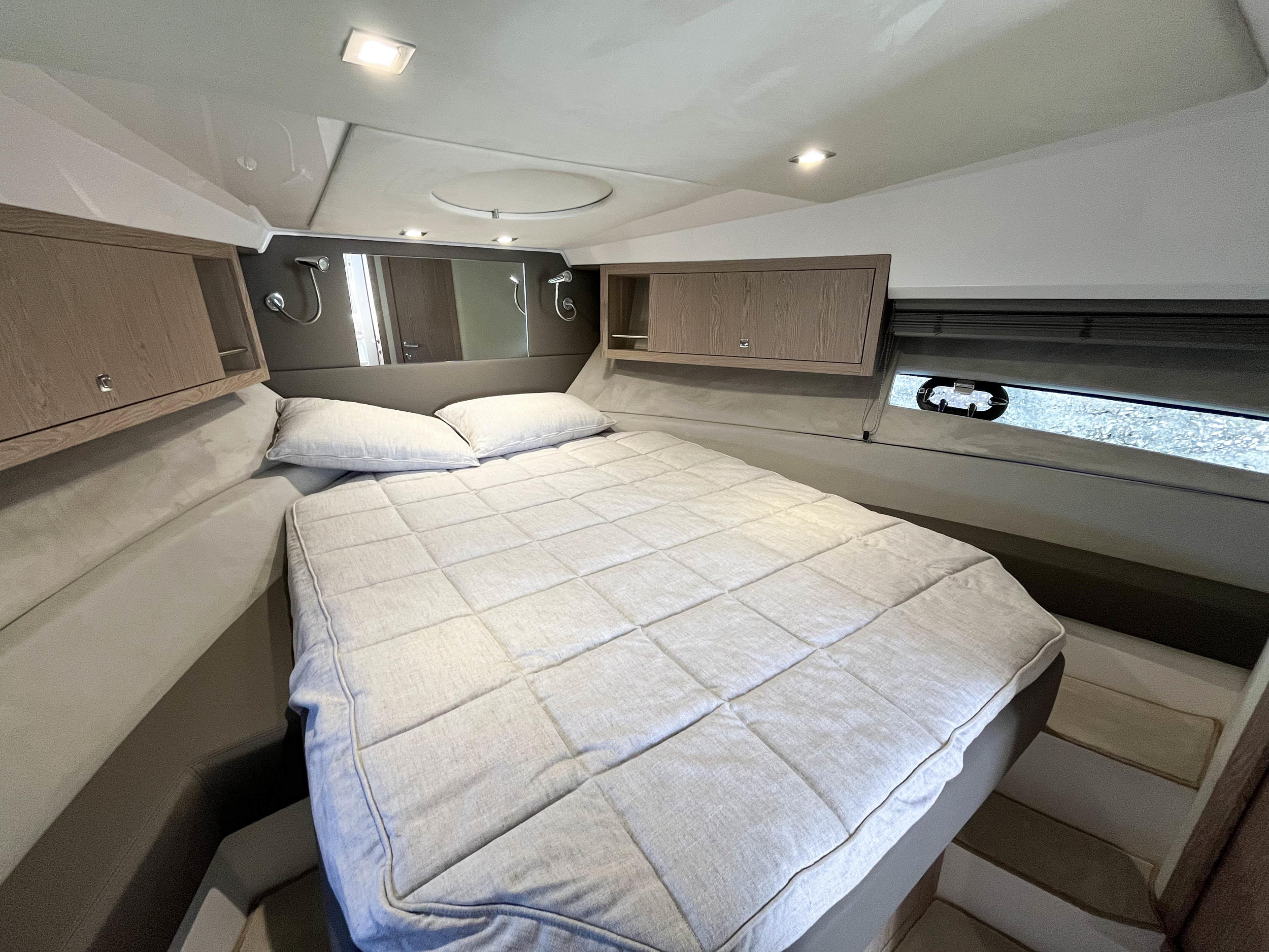 Sessa C38 — photo 17