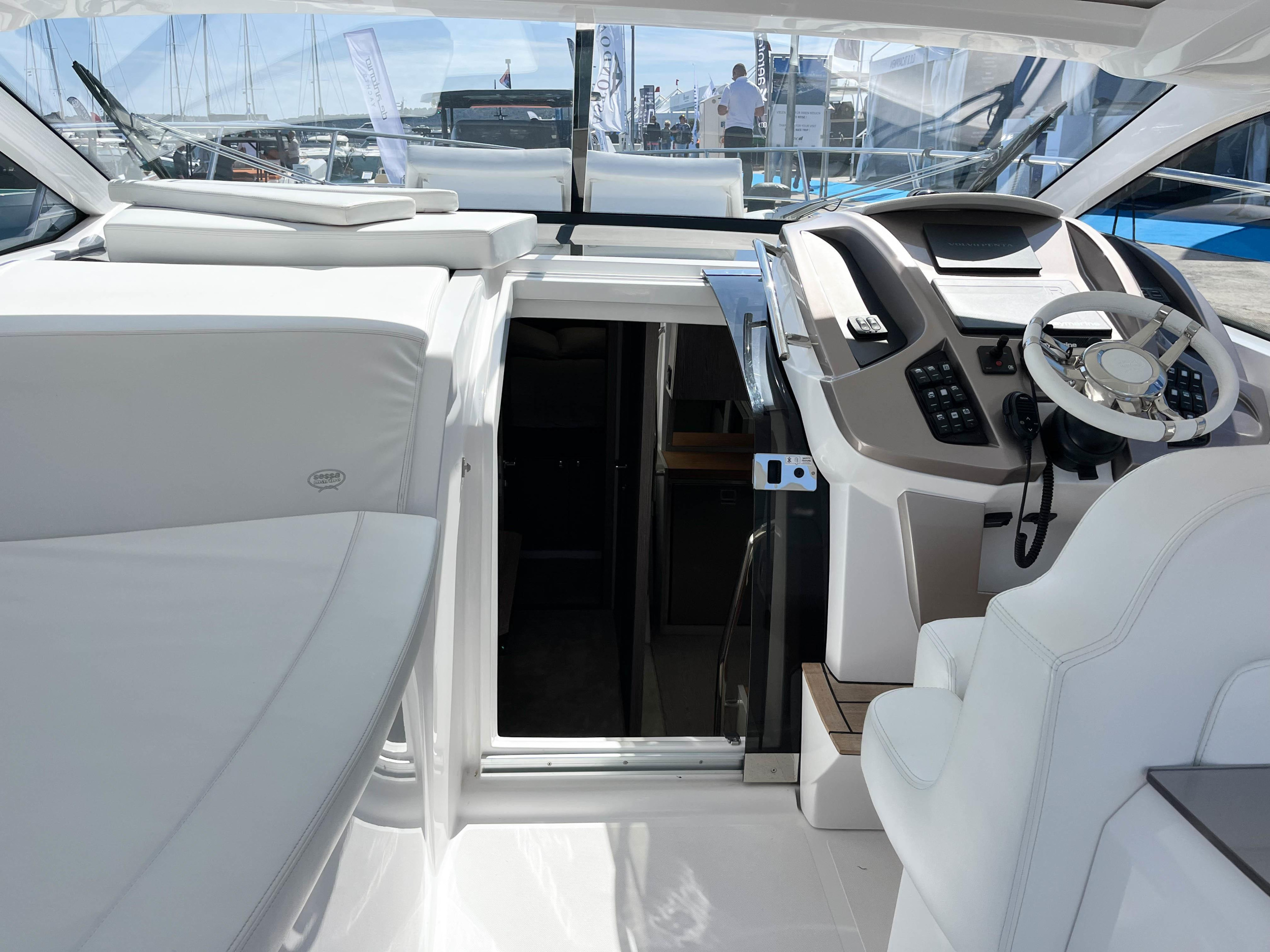 Sessa C38 — photo 4
