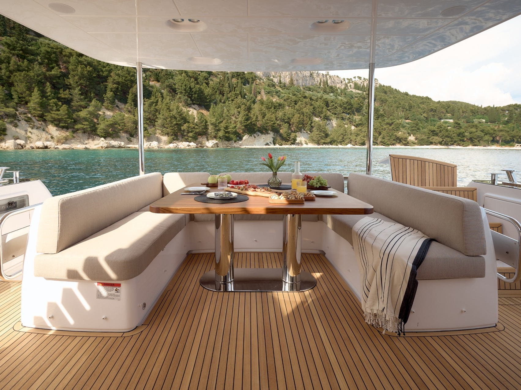 Azimut Magellano 66 — photo 94