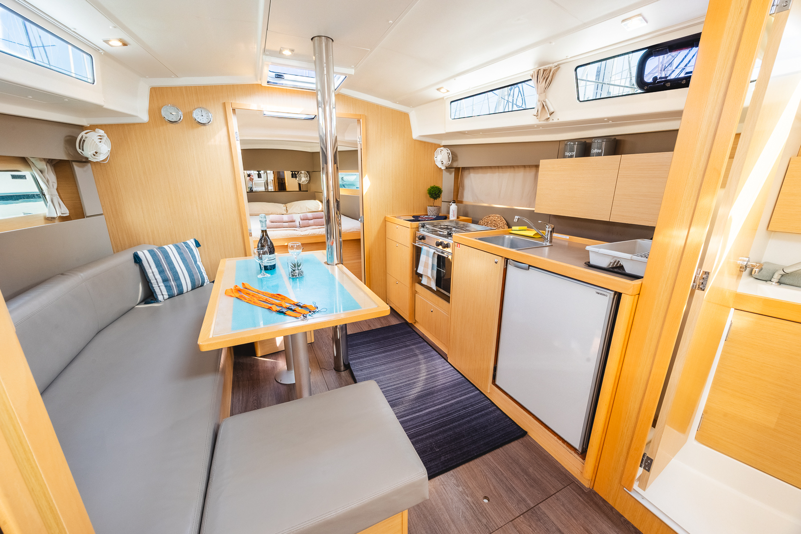 Oceanis 38.1 — photo 7