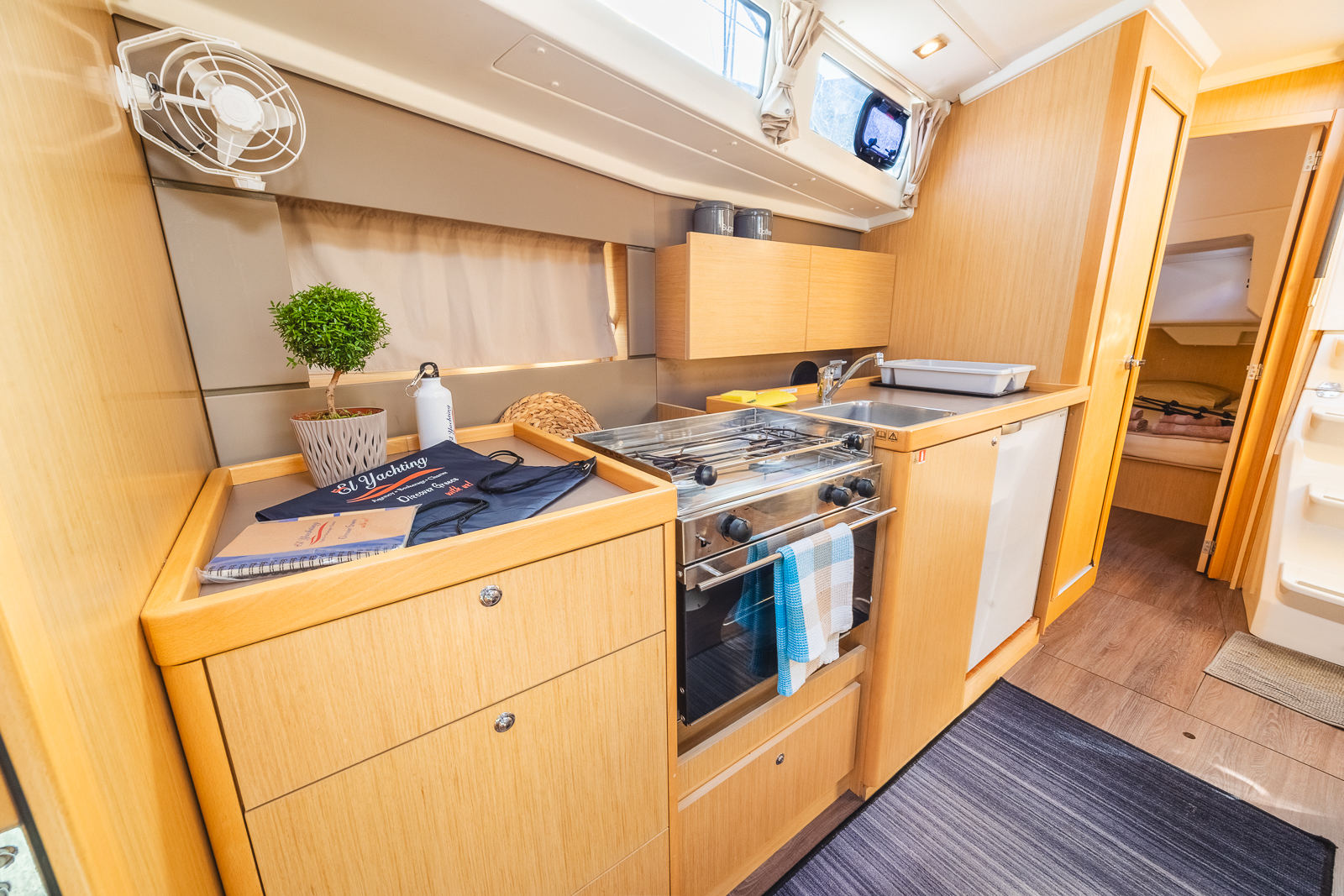Oceanis 38.1 — photo 14