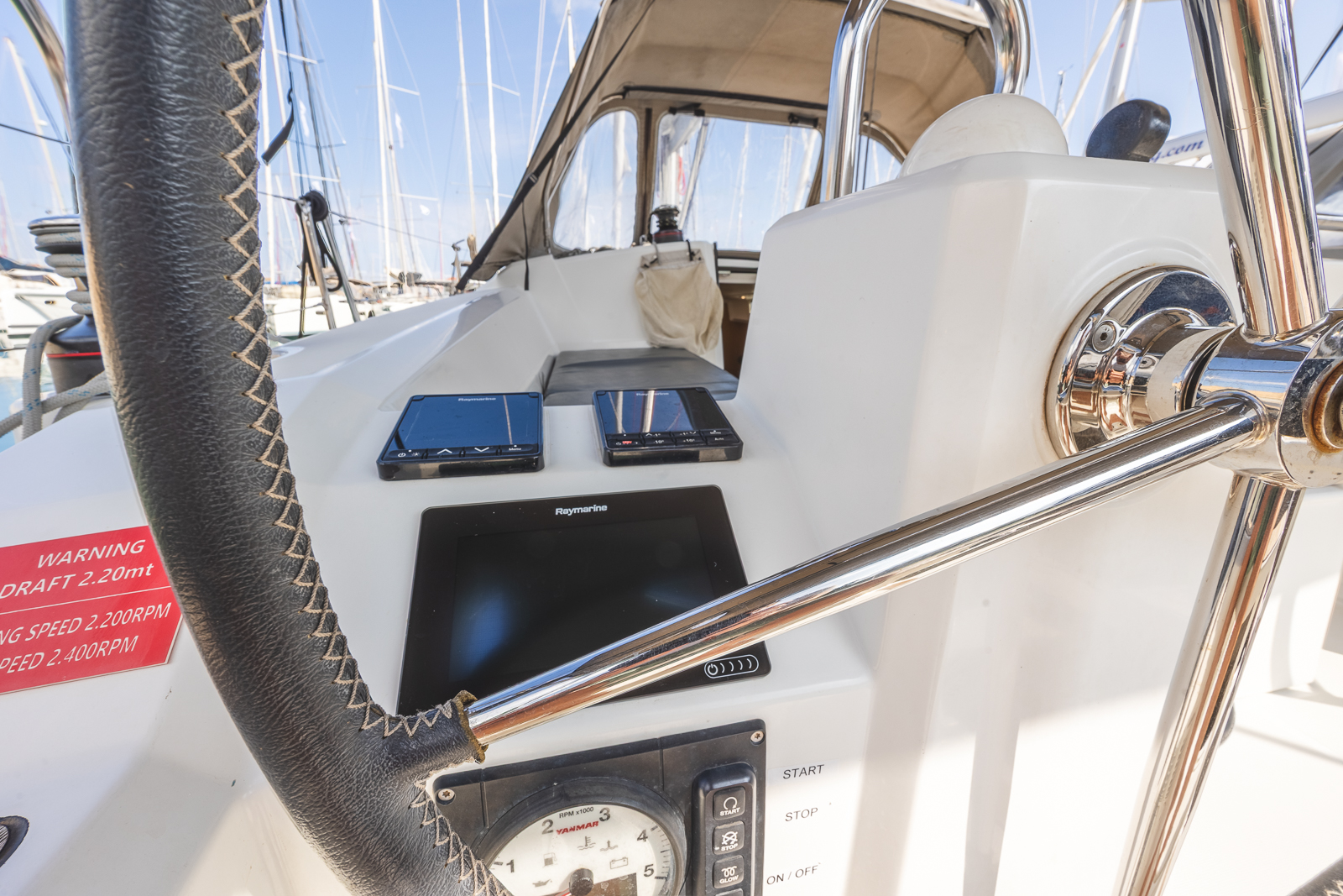 Oceanis 38.1 — photo 23