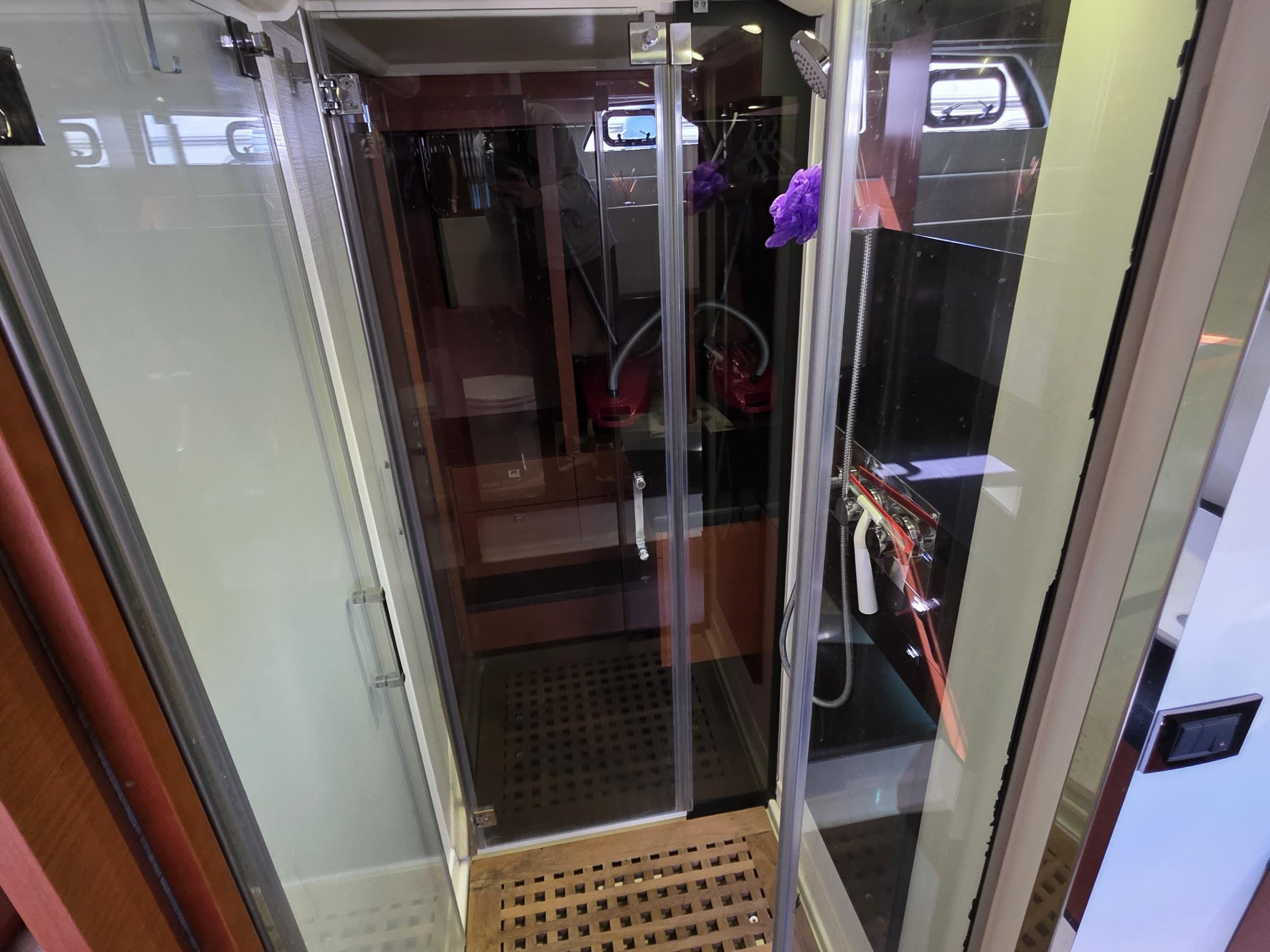 Prestige 550 Fly — photo 12