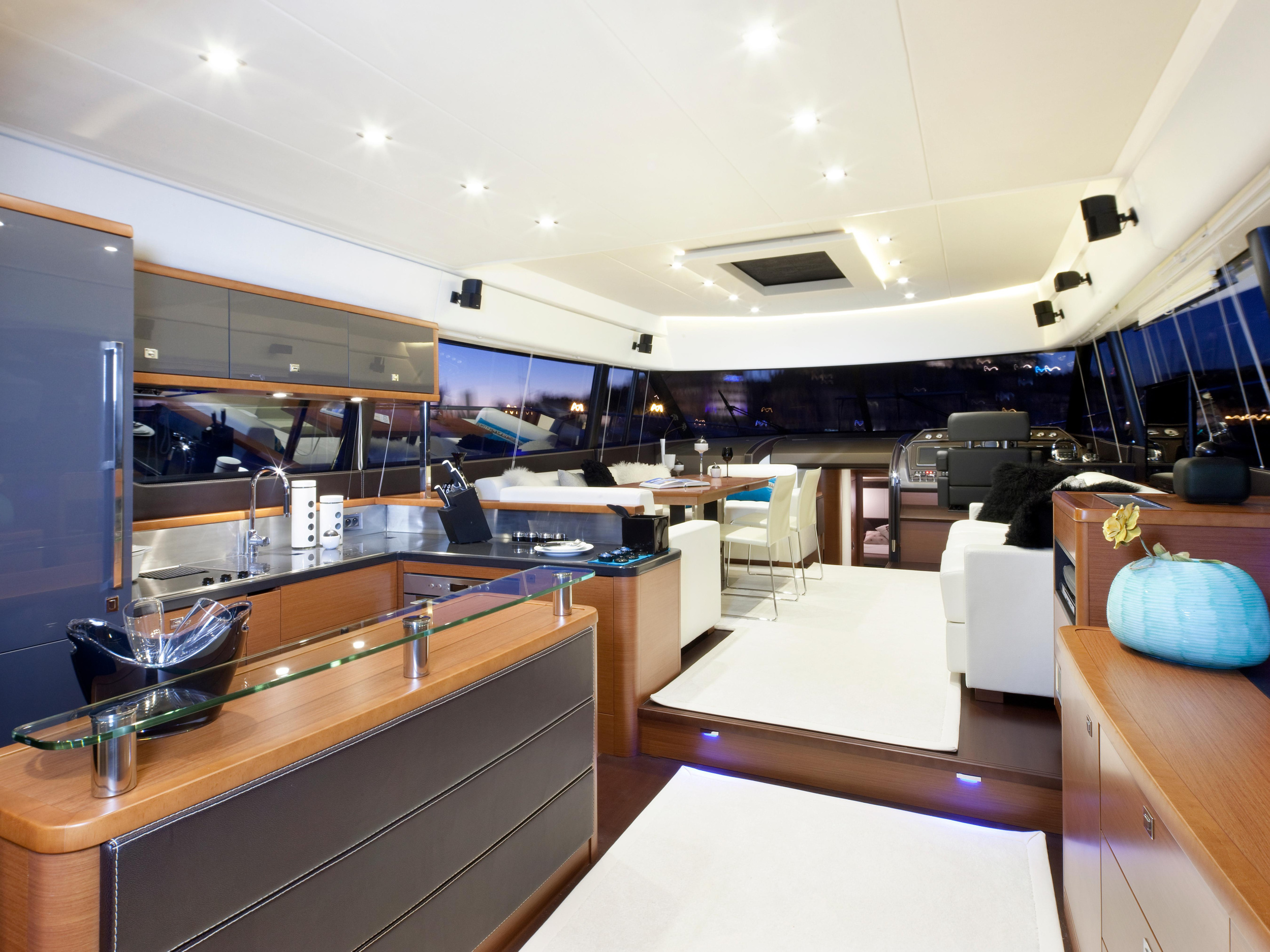 Prestige 620 — photo 13