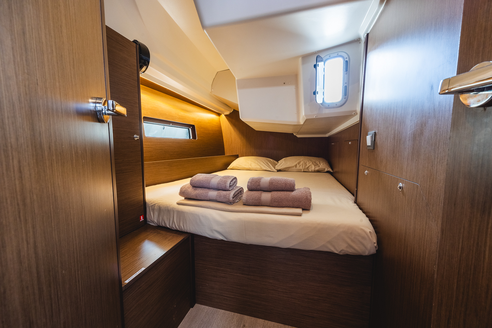 Oceanis 40.1 — photo 21