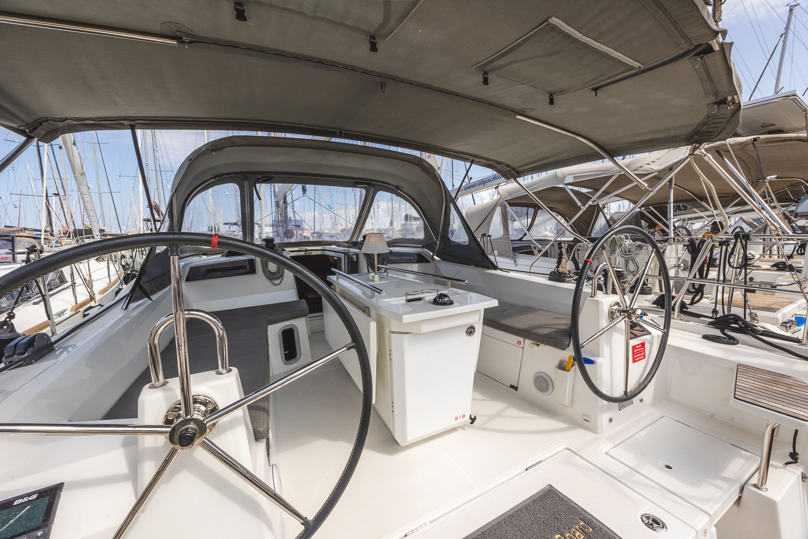 Oceanis 40.1 — photo 7