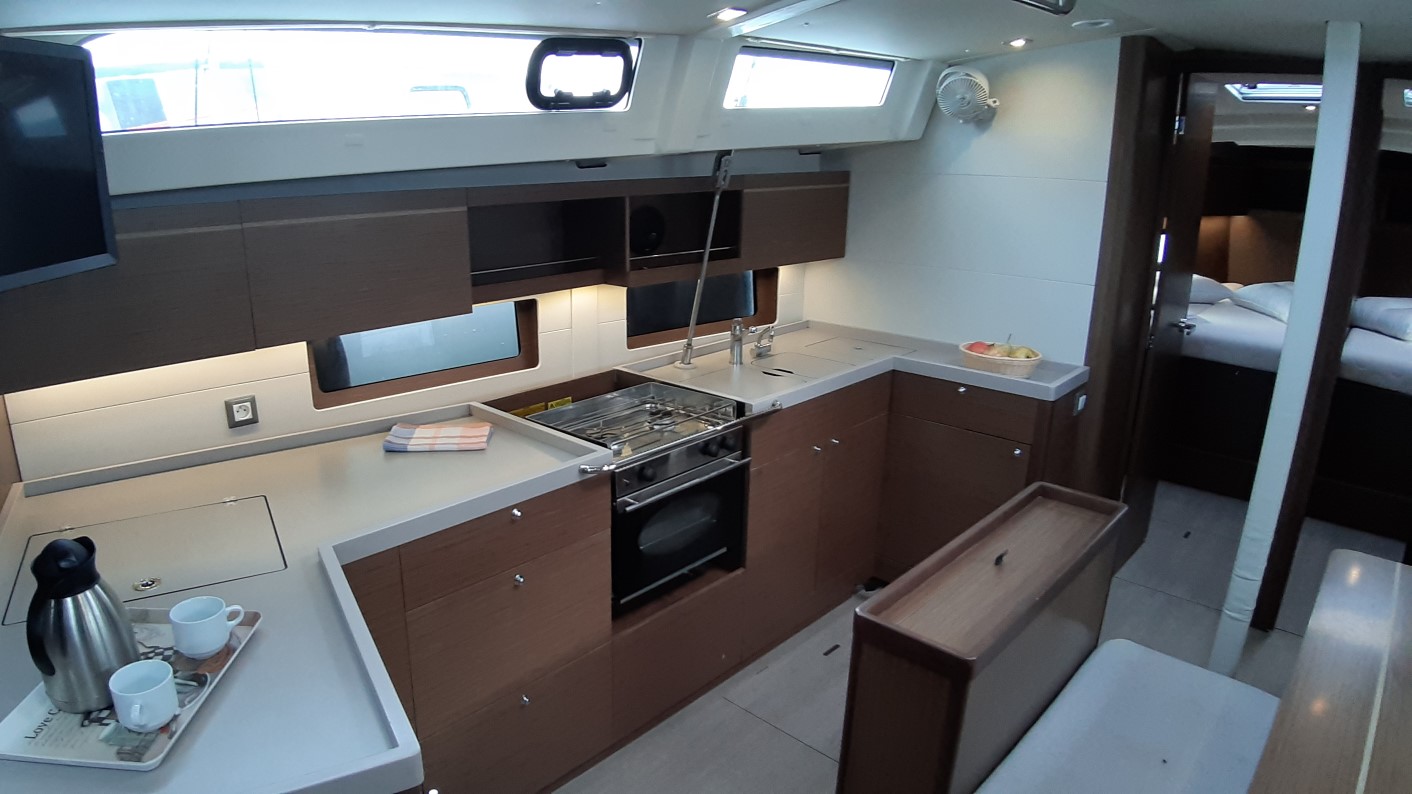 Oceanis 46.1 — photo 14