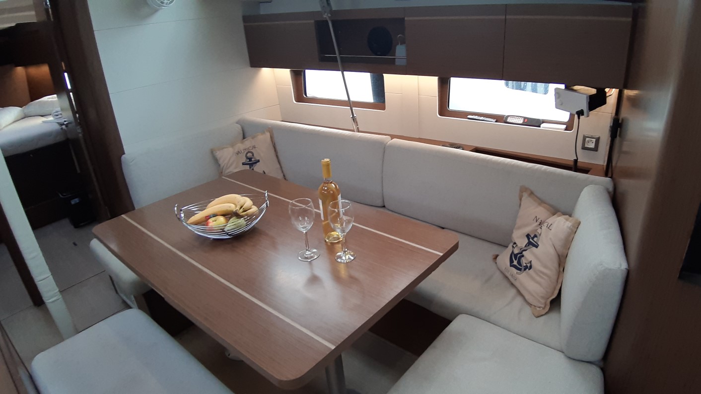 Oceanis 46.1 — photo 4