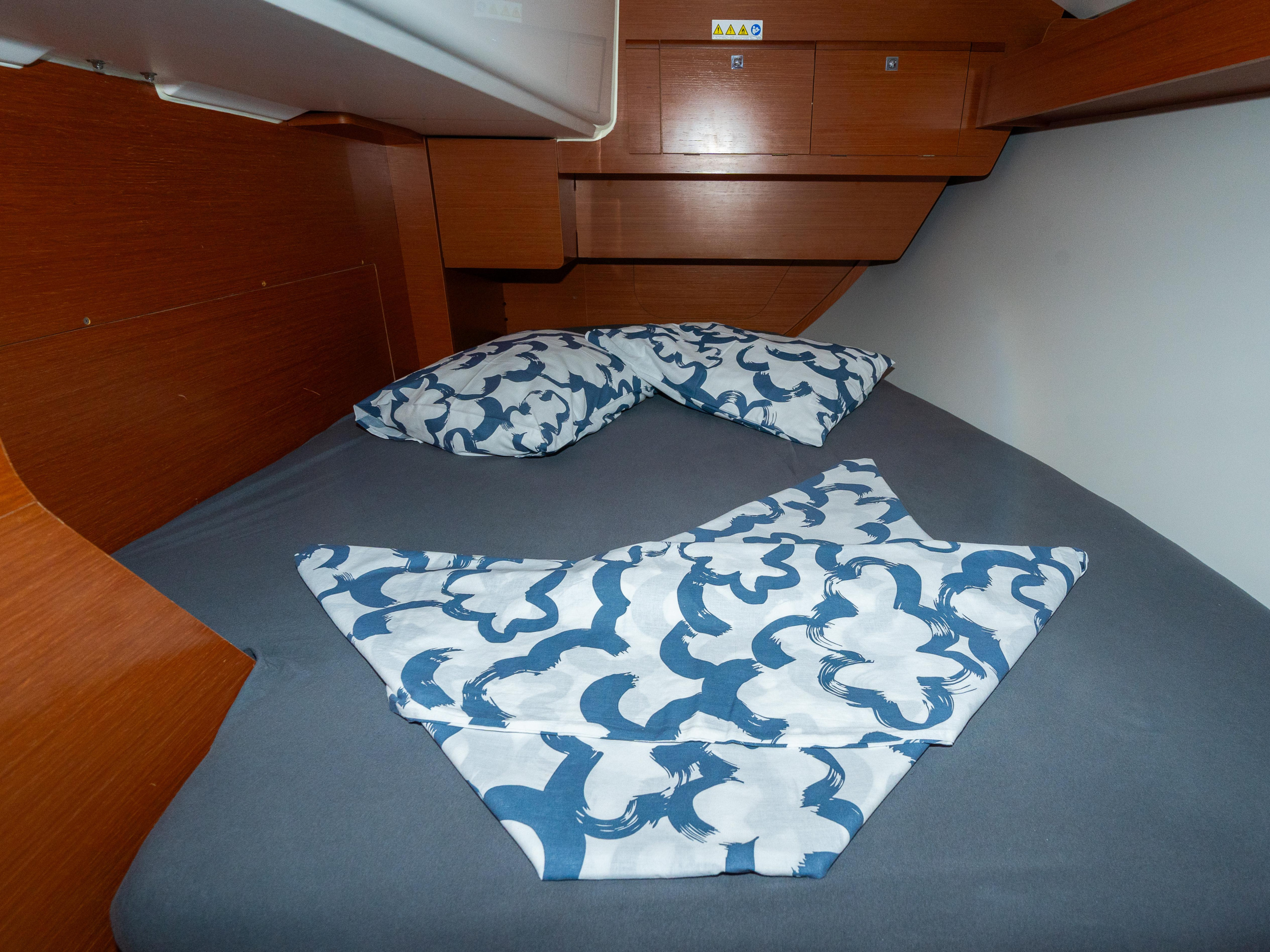 Dufour 360 Grand Large — photo 10