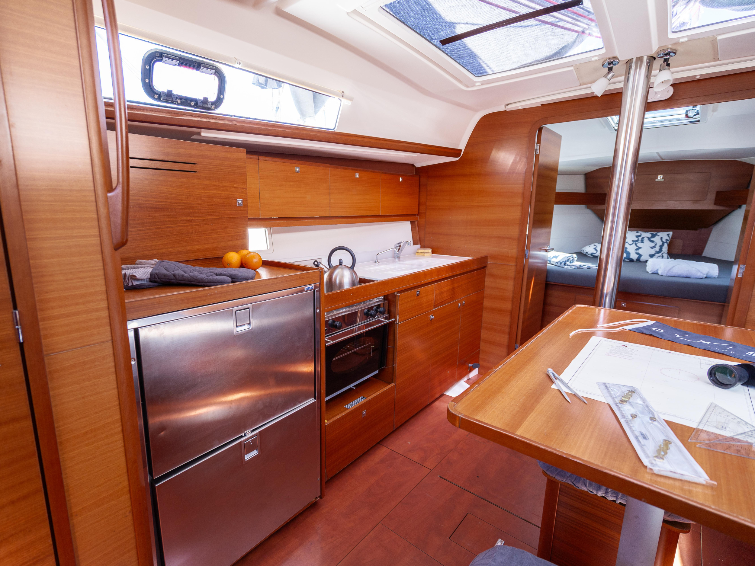 Dufour 382 Grand Large — photo 6
