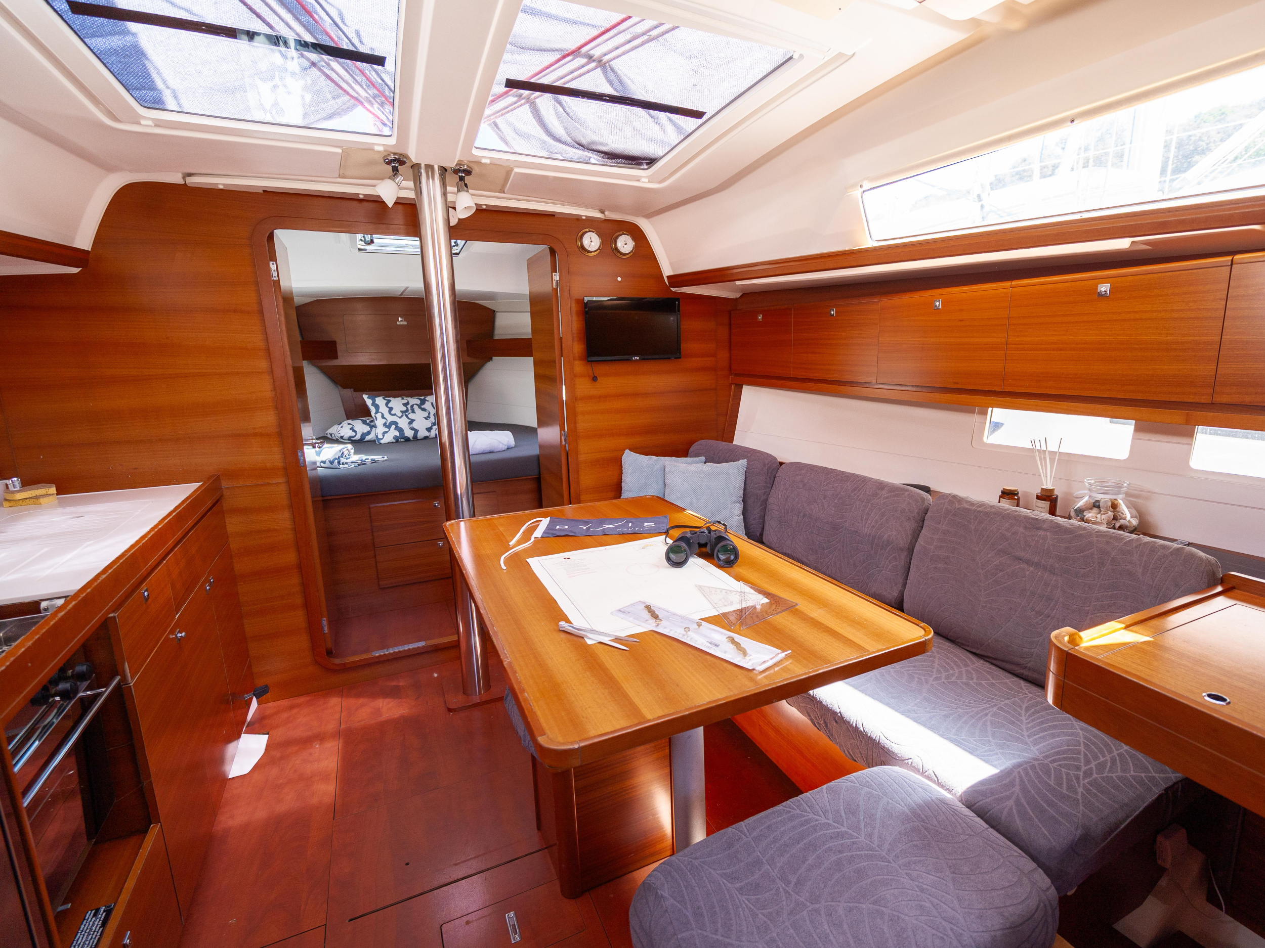Dufour 382 Grand Large — photo 18