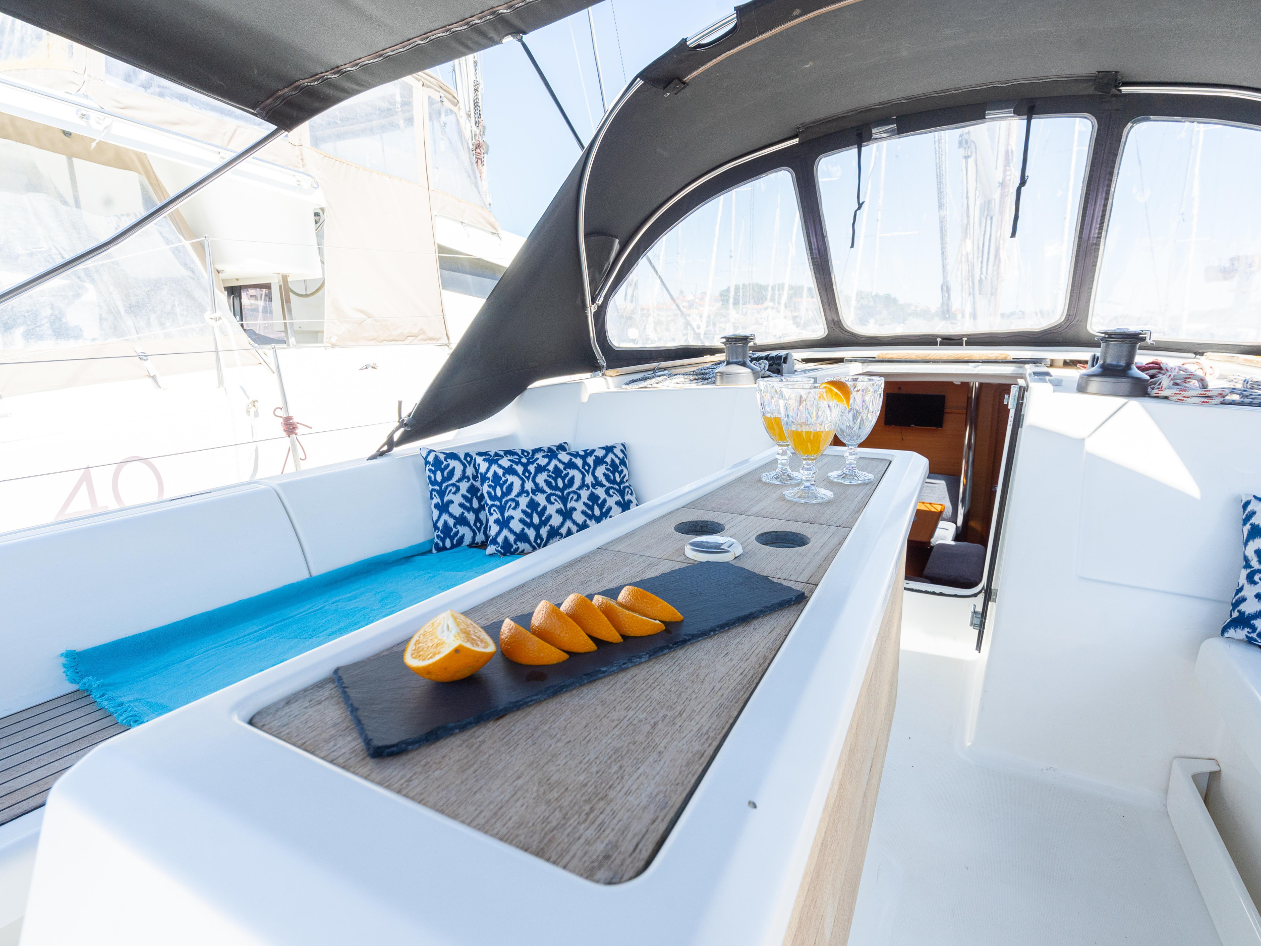 Dufour 412 Grand Large — photo 9