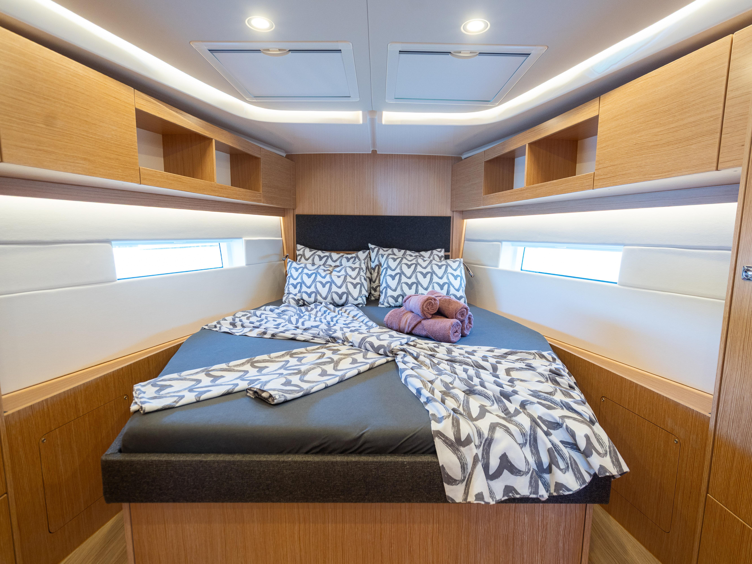 Bavaria C45 Style — photo 7