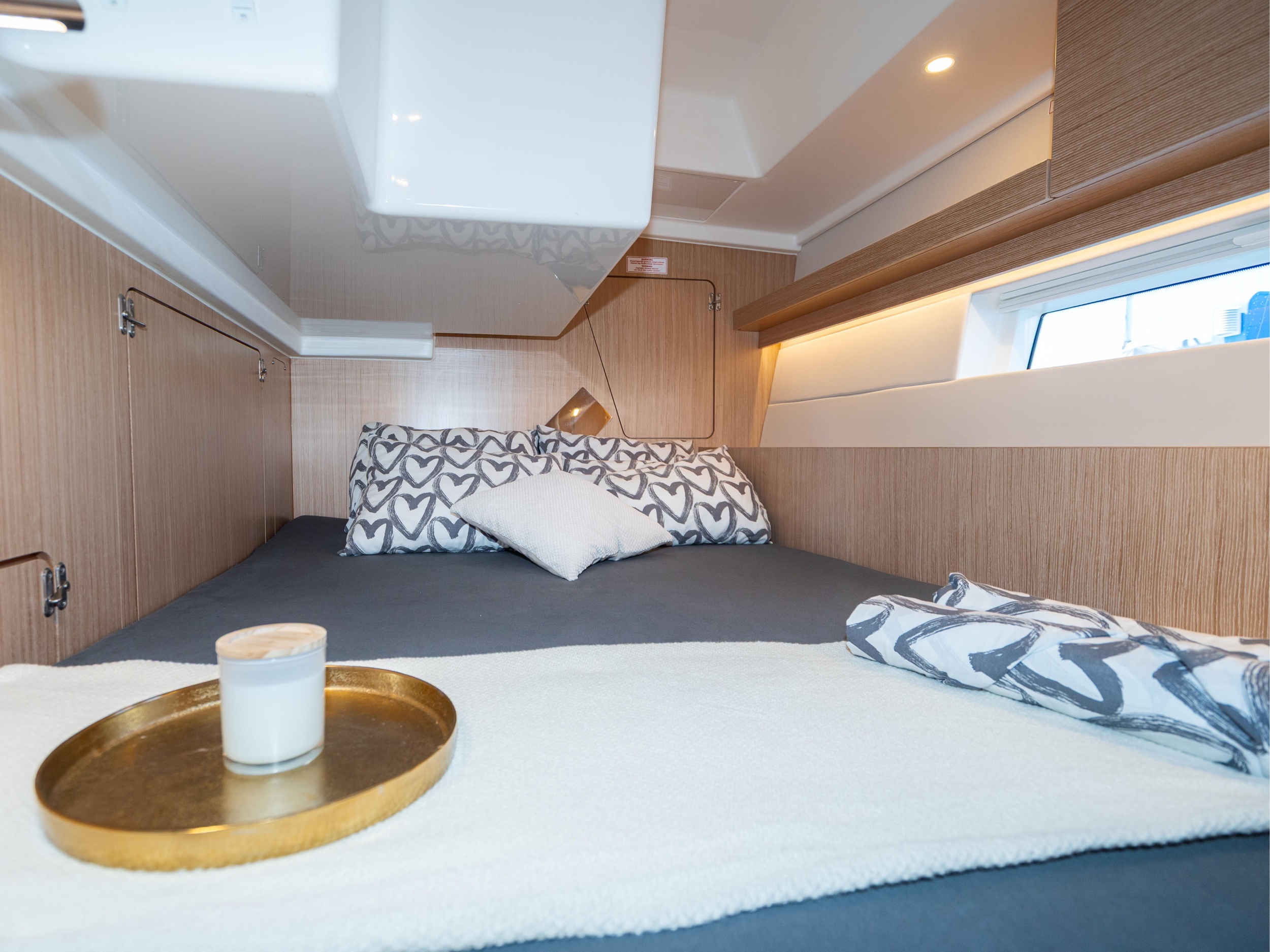 Bavaria C45 Style — photo 27