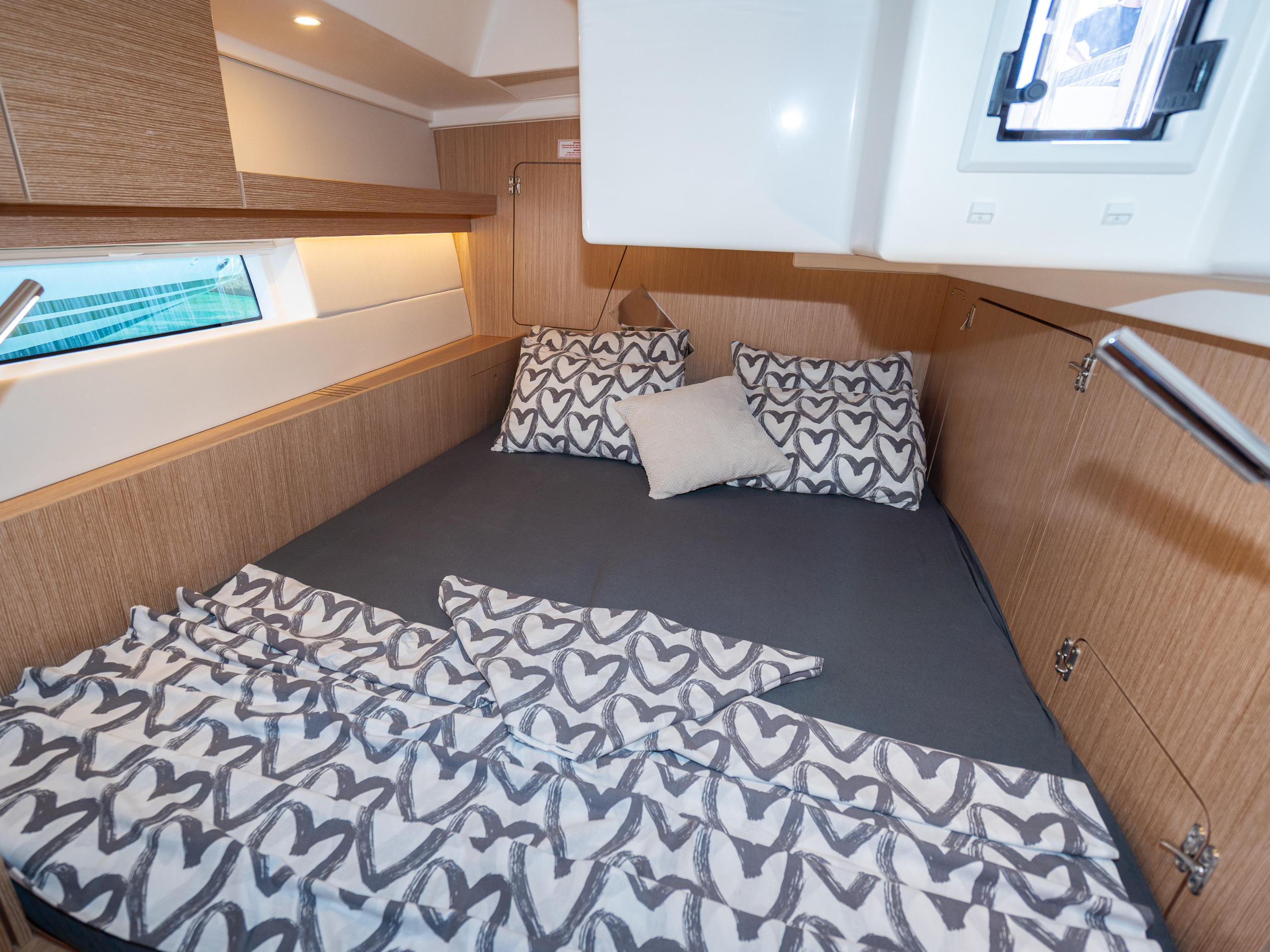 Bavaria C45 Style — photo 20